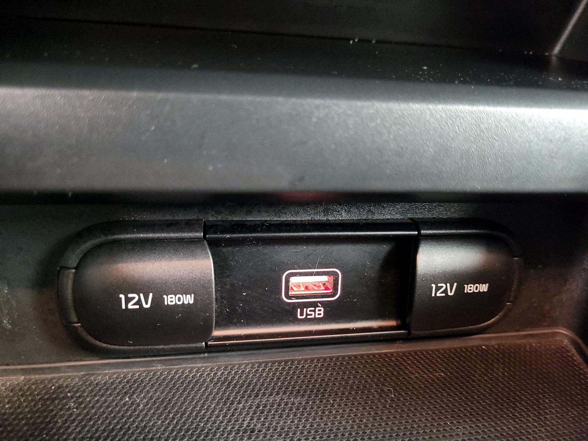 Thumbnail: 2020 Kia Soul - 18