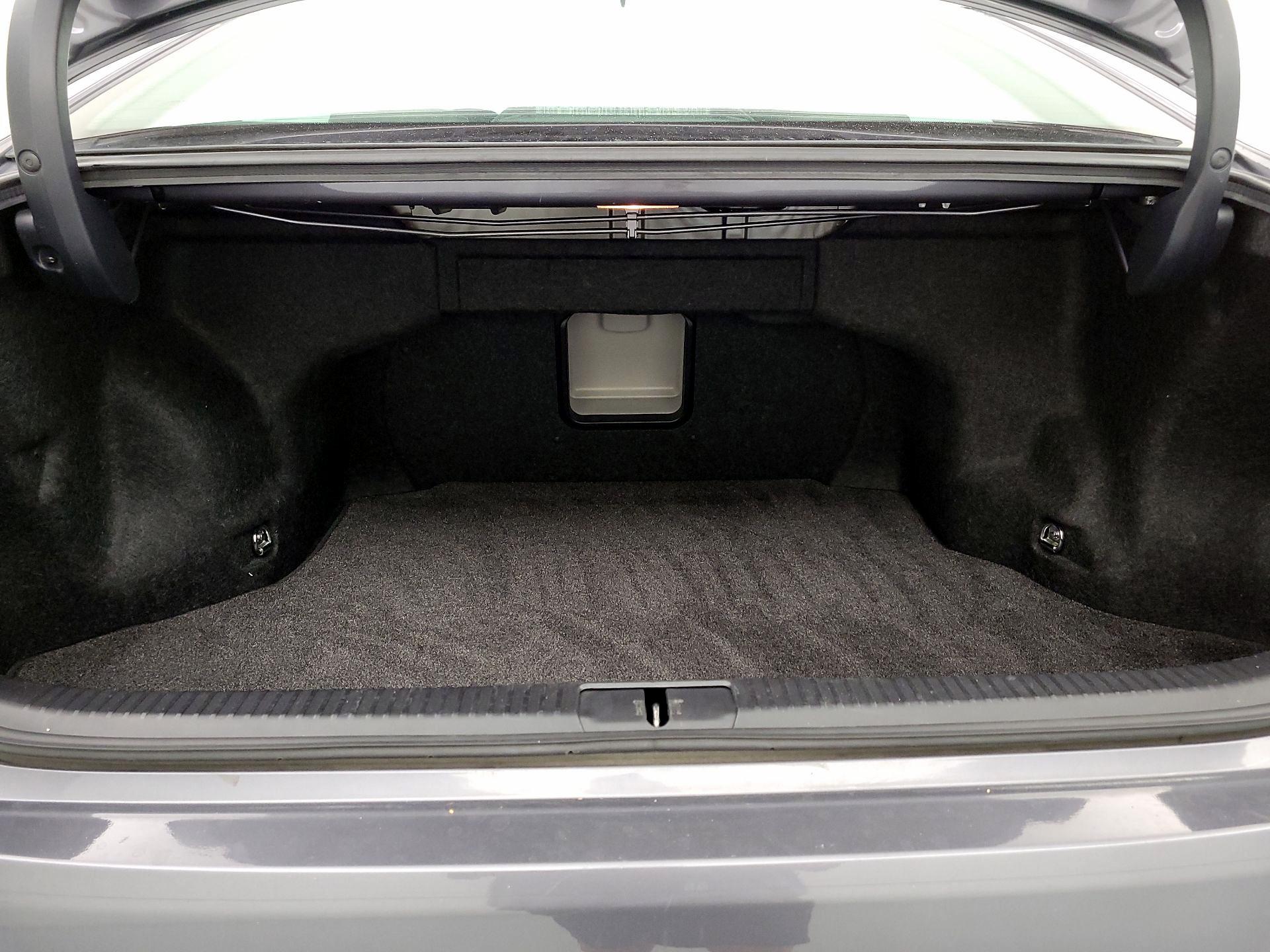 Thumbnail: 2018 Lexus ES - 20