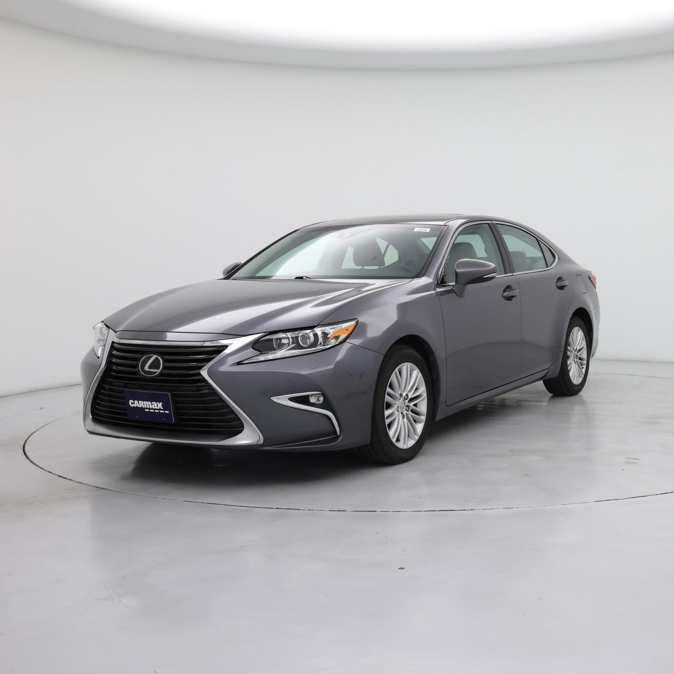 Thumbnail: 2018 Lexus ES - 4