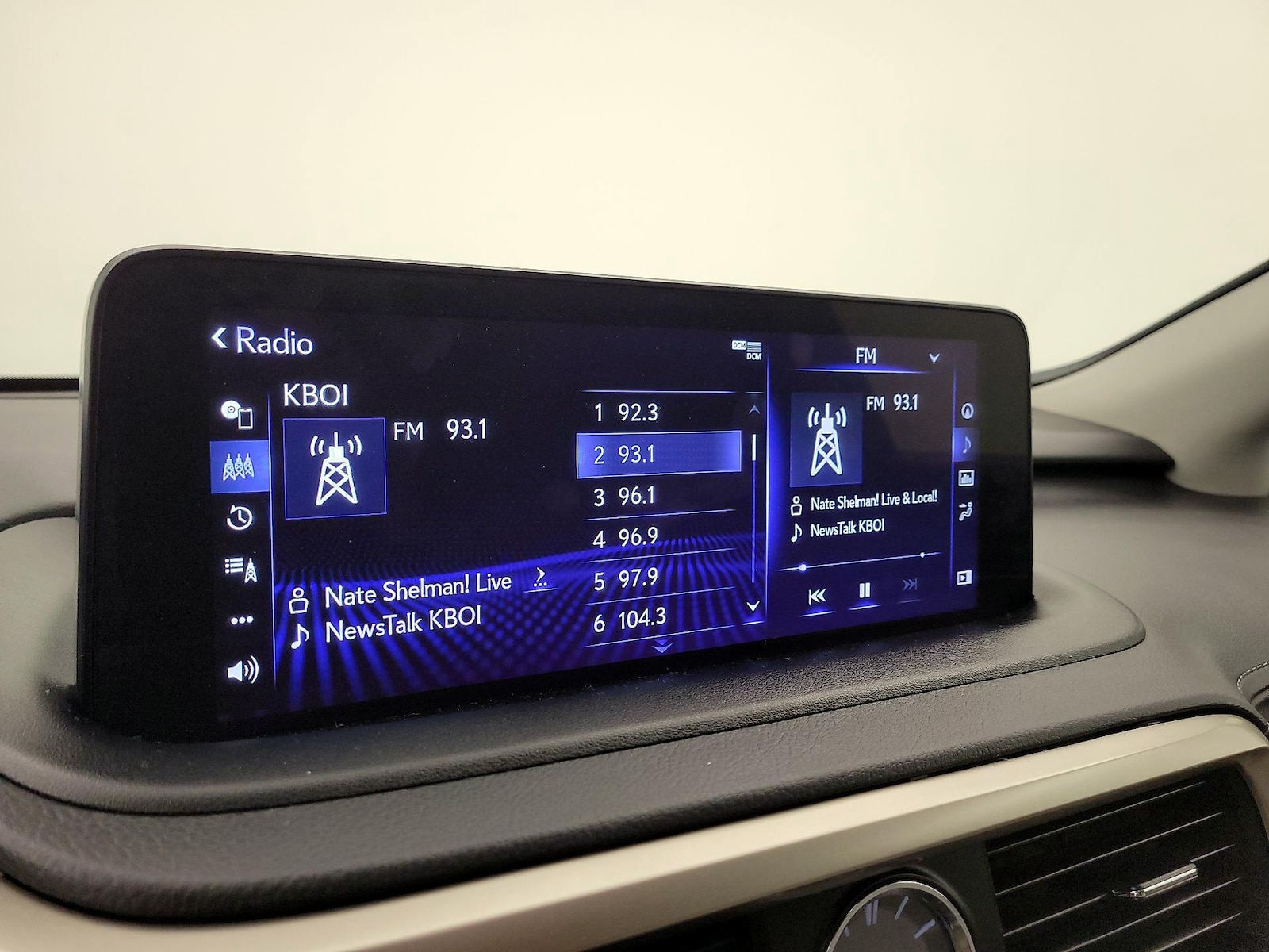 2022 Lexus RX 350 - Photo 17