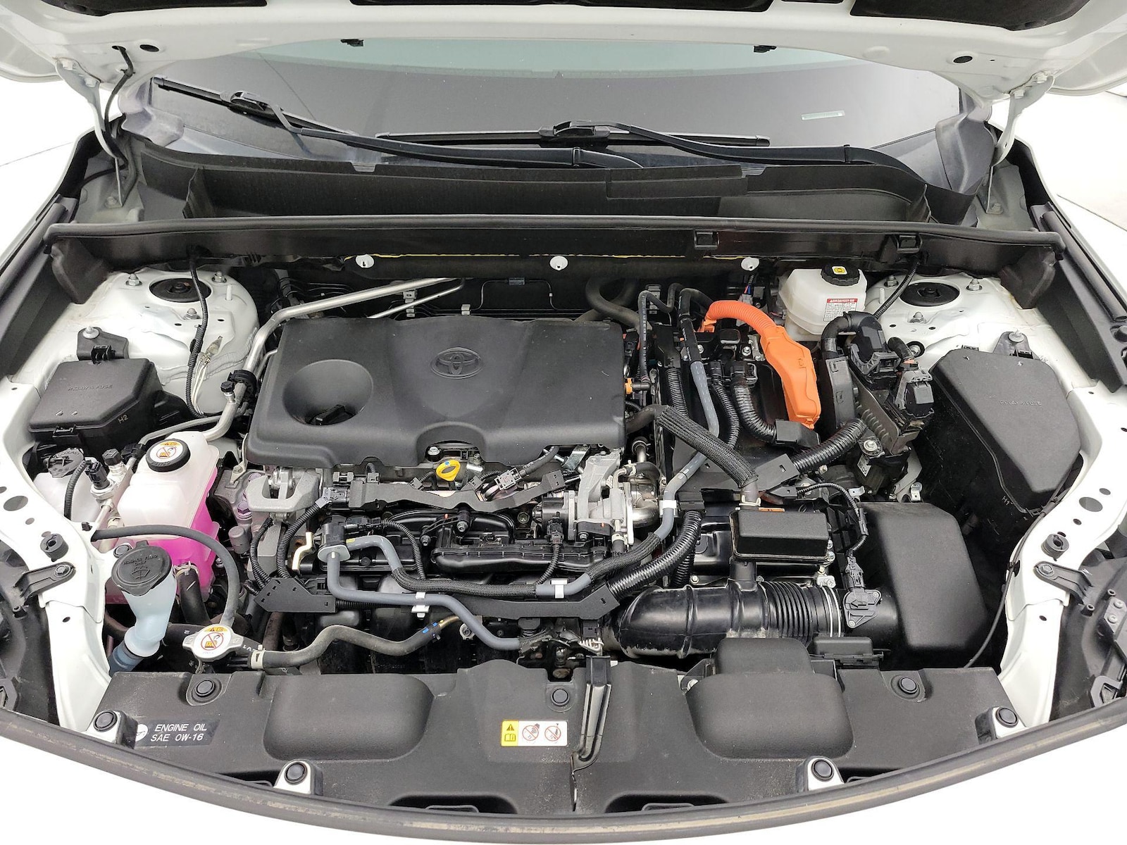 2021 Toyota Venza LE - Photo 23