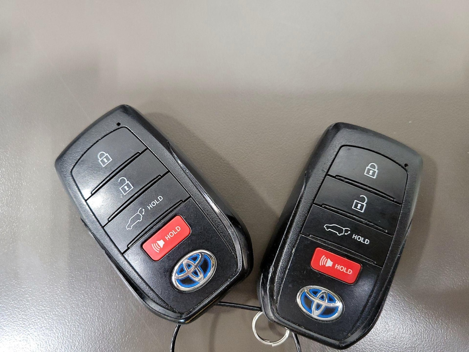 2021 Toyota Venza LE - Photo 24