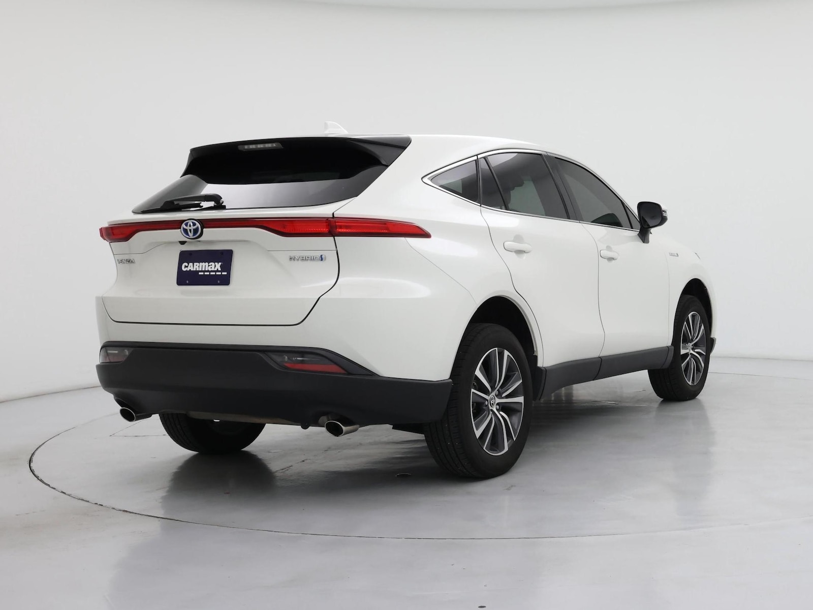 2021 Toyota Venza LE - Photo 9