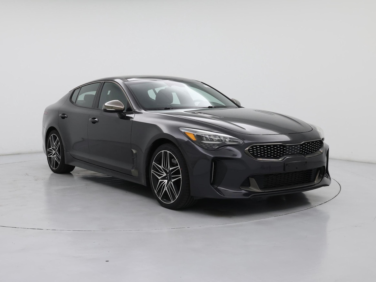 2022 Kia Stinger GT1 - Photo 2