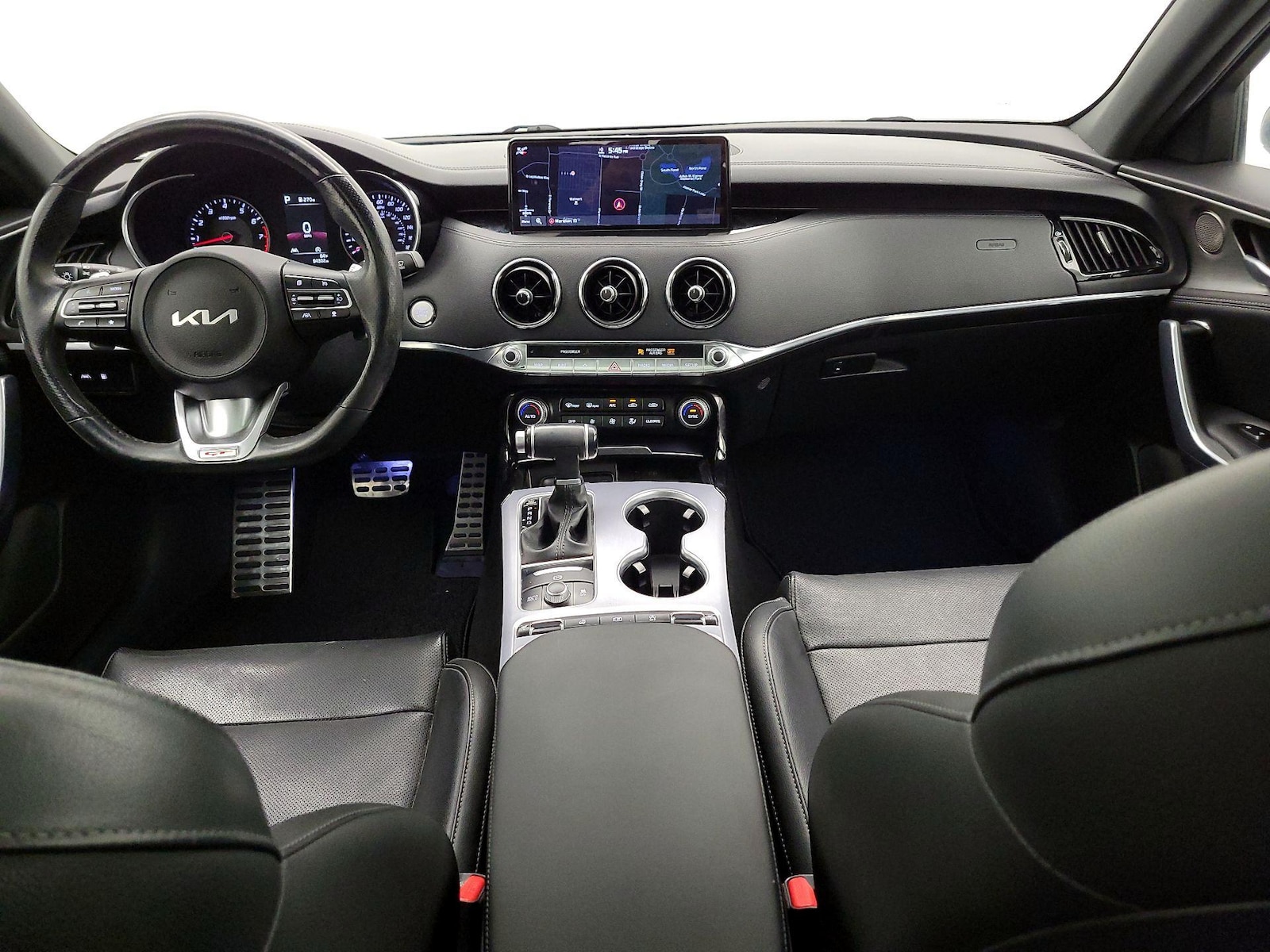2022 Kia Stinger GT1 - Photo 10