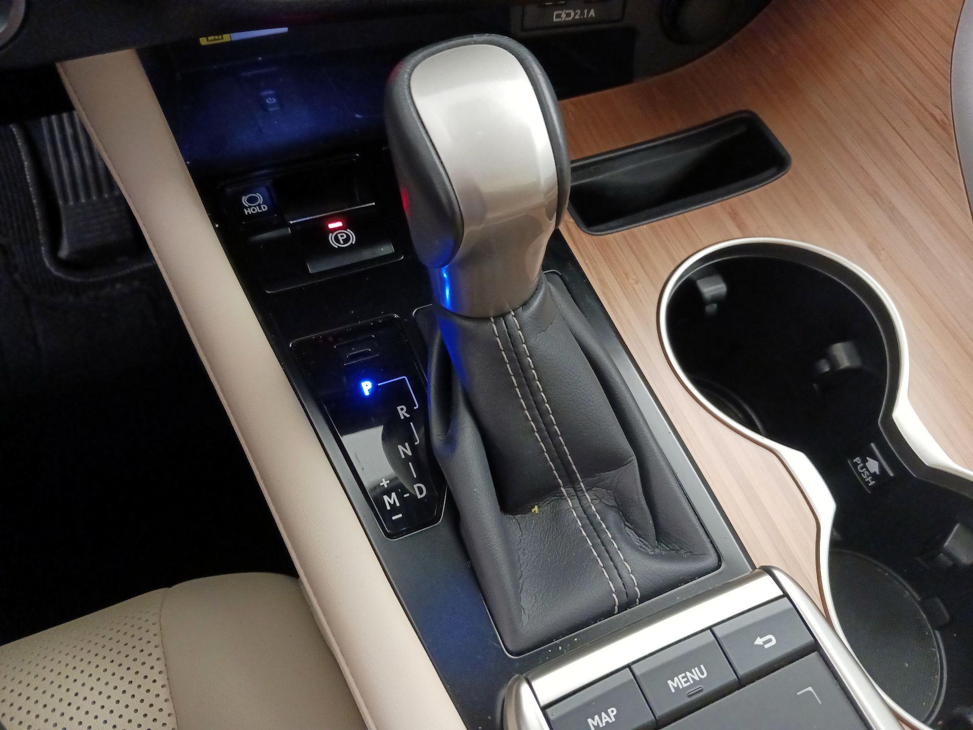 Thumbnail: 2021 Lexus RX - 18