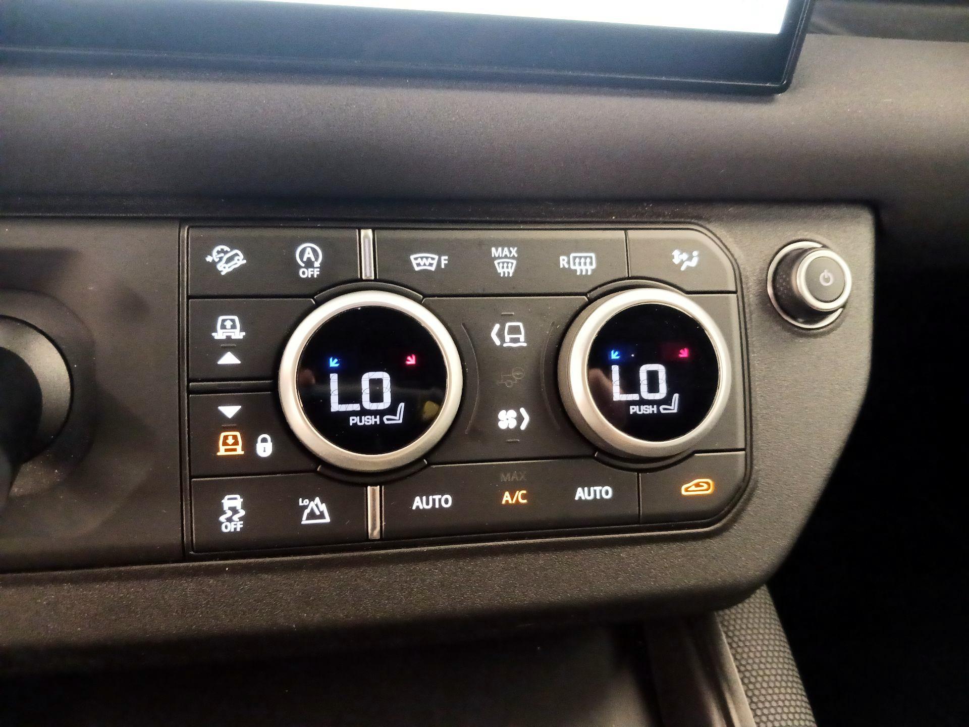 Thumbnail: 2023 Land Rover Defender - 17