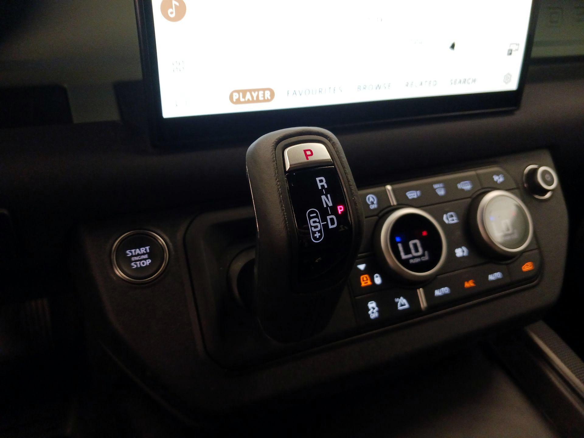 Thumbnail: 2023 Land Rover Defender - 18