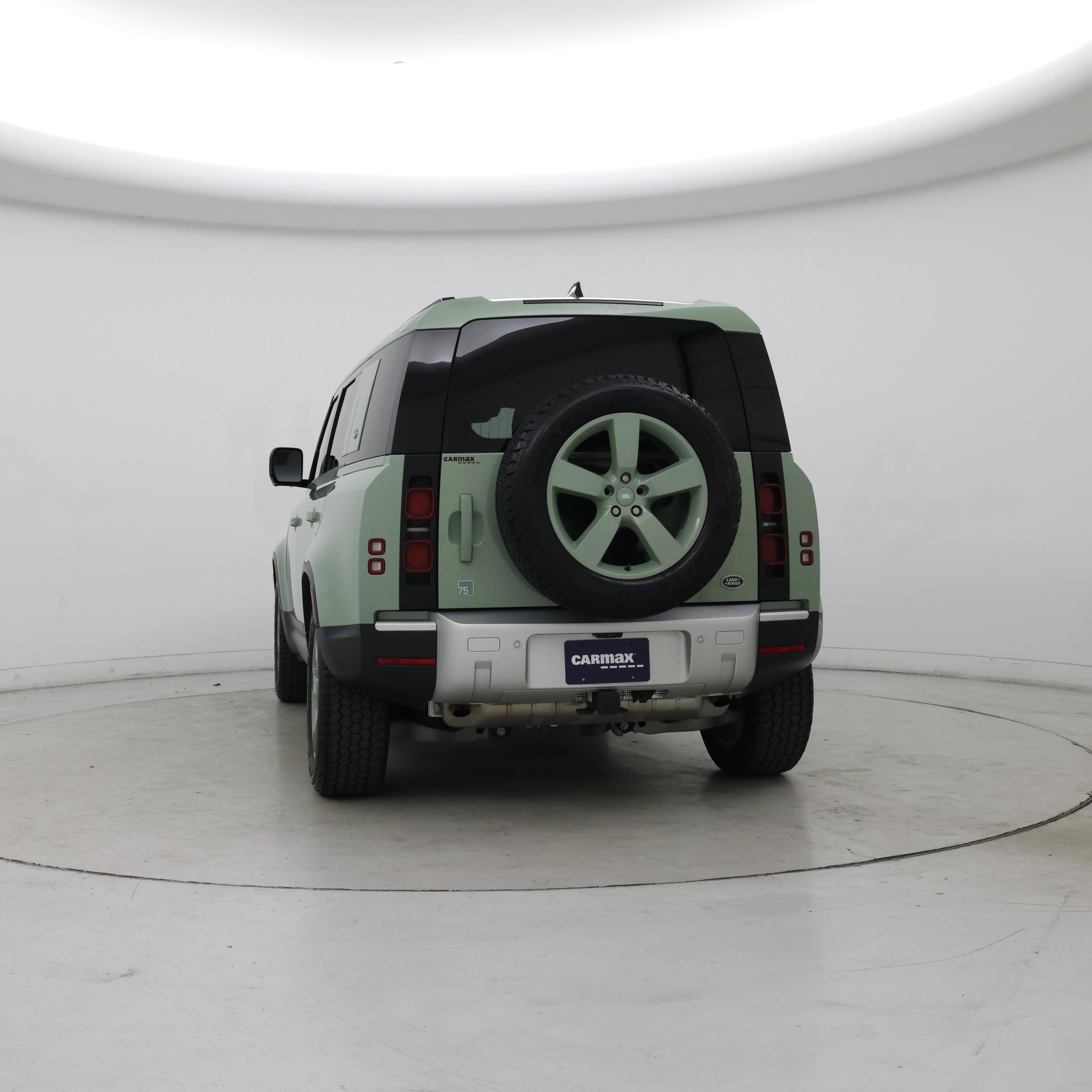 Thumbnail: 2023 Land Rover Defender - 6