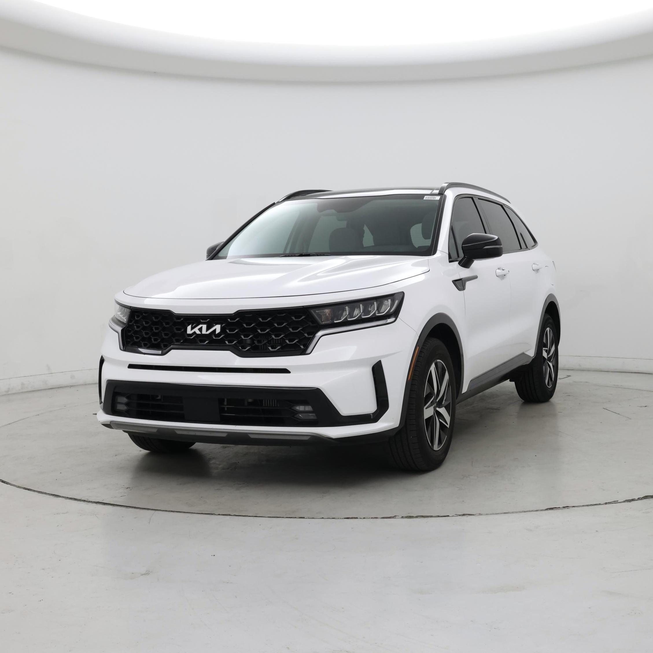 Thumbnail: 2023 Kia Sorento - 4