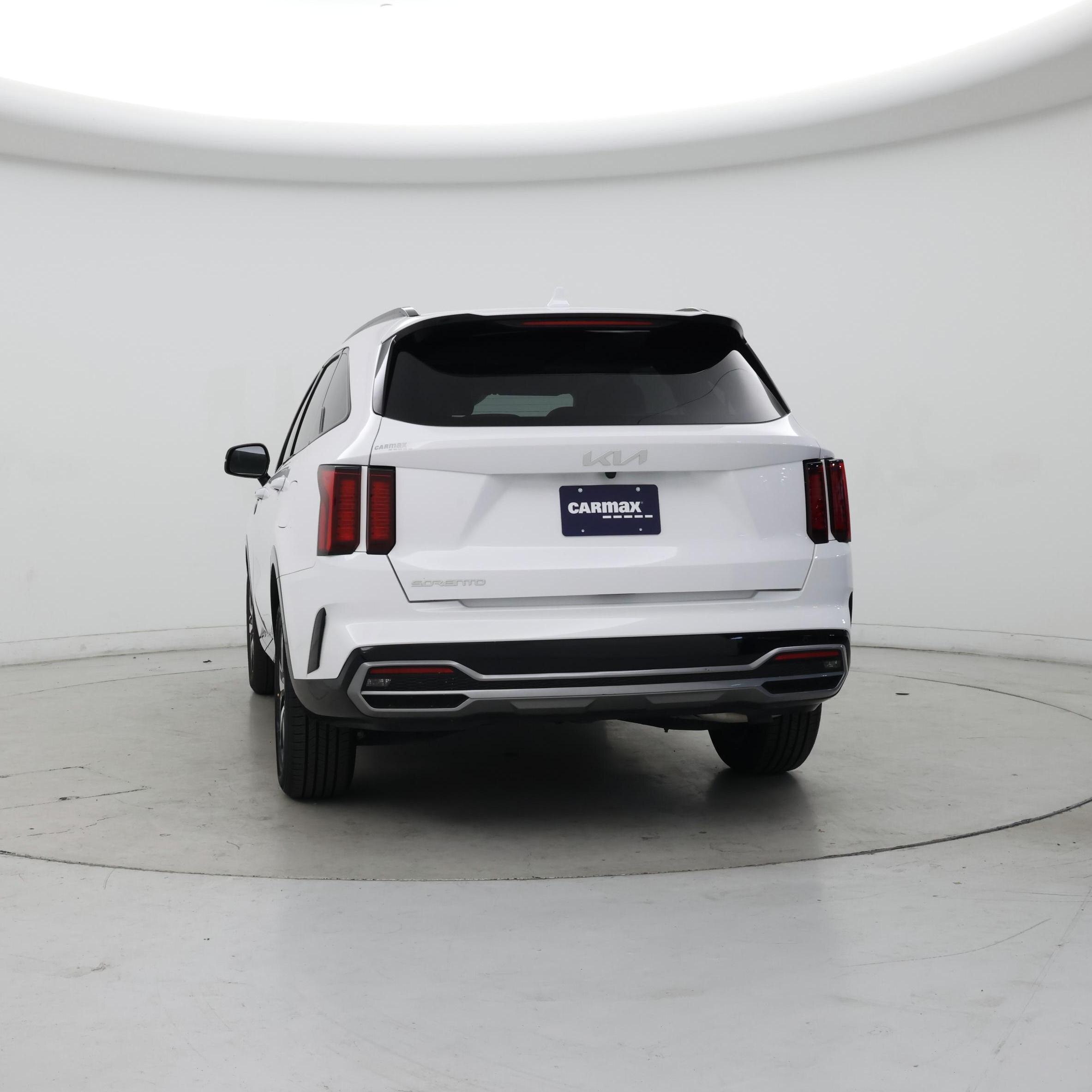 Thumbnail: 2023 Kia Sorento - 6