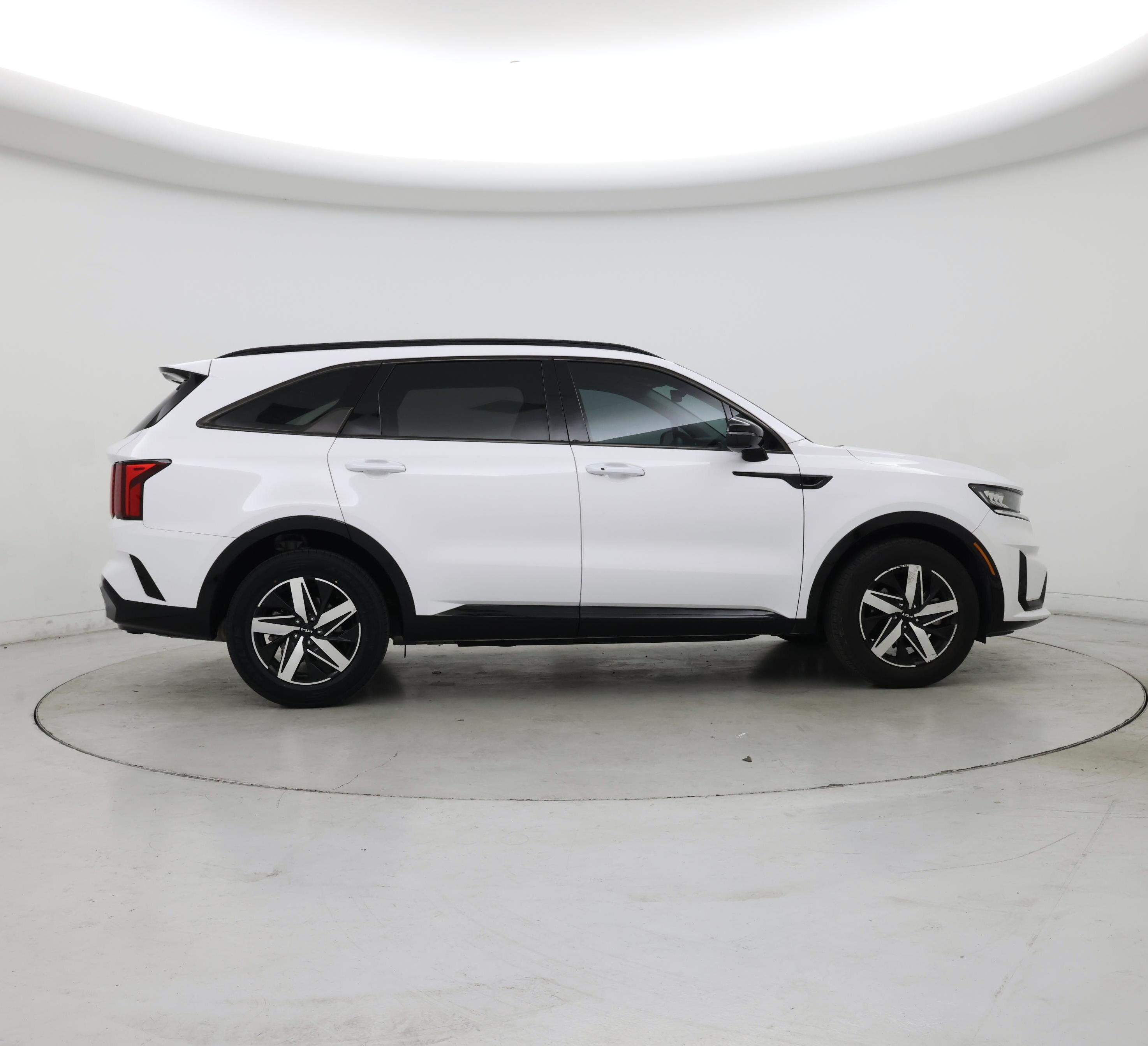 Thumbnail: 2023 Kia Sorento - 7