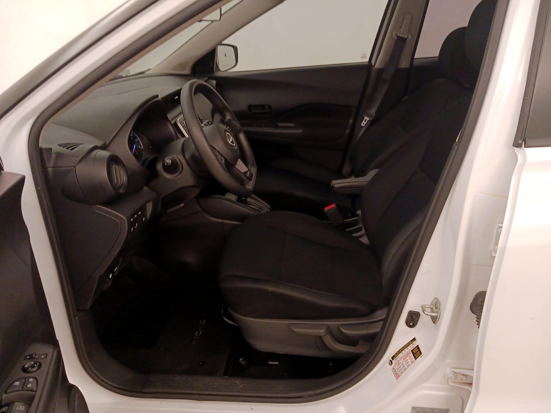 Thumbnail: 2023 Nissan Kicks - 11