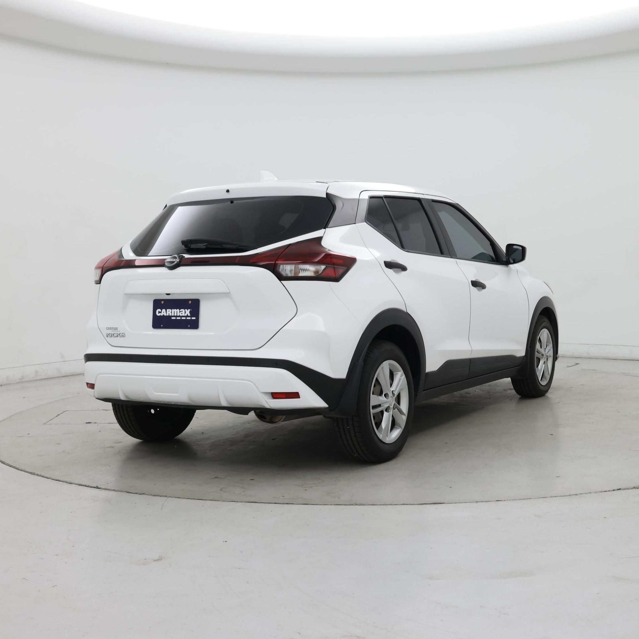 Thumbnail: 2023 Nissan Kicks - 8