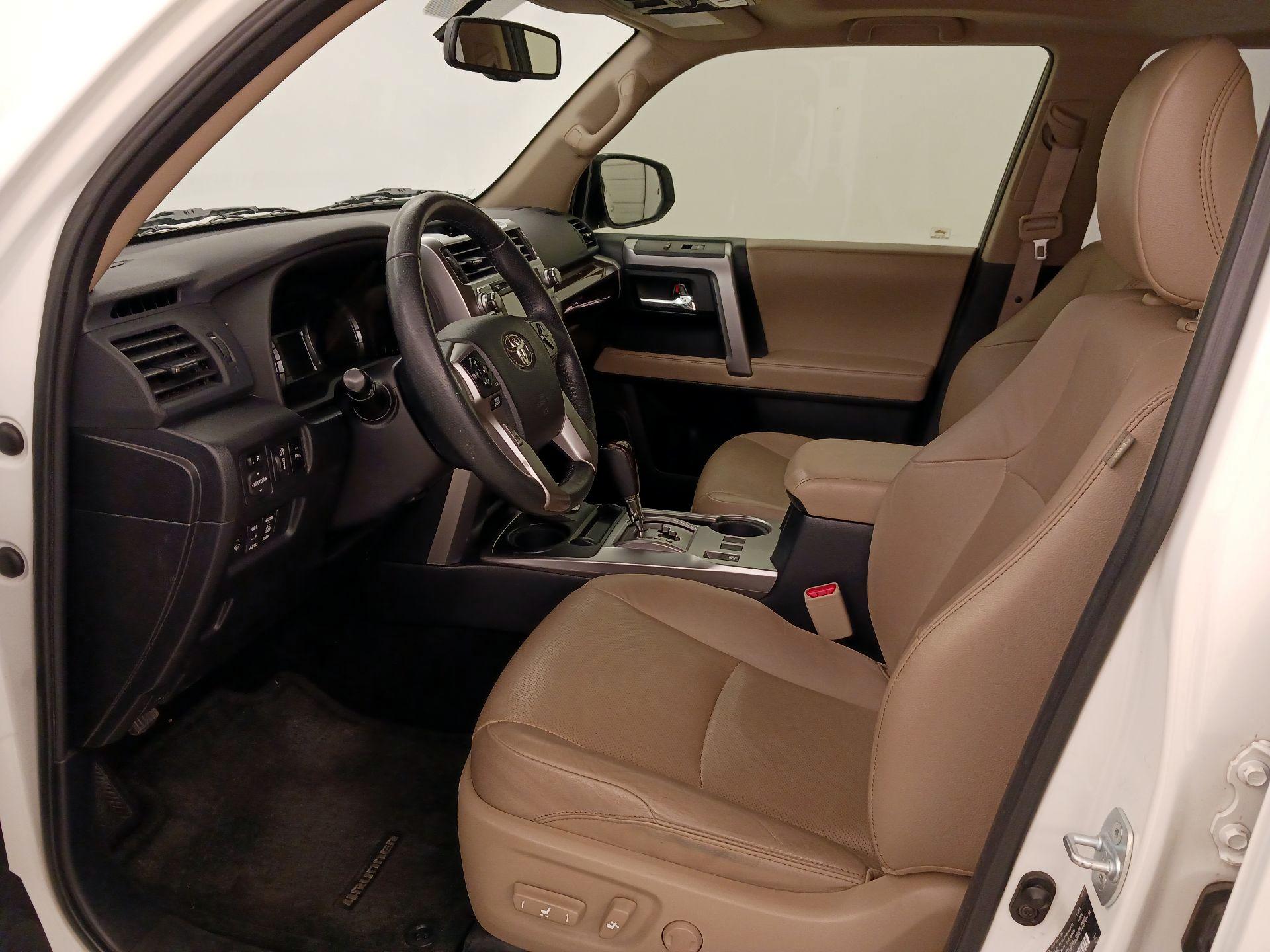 Thumbnail: 2017 Toyota 4Runner - 11