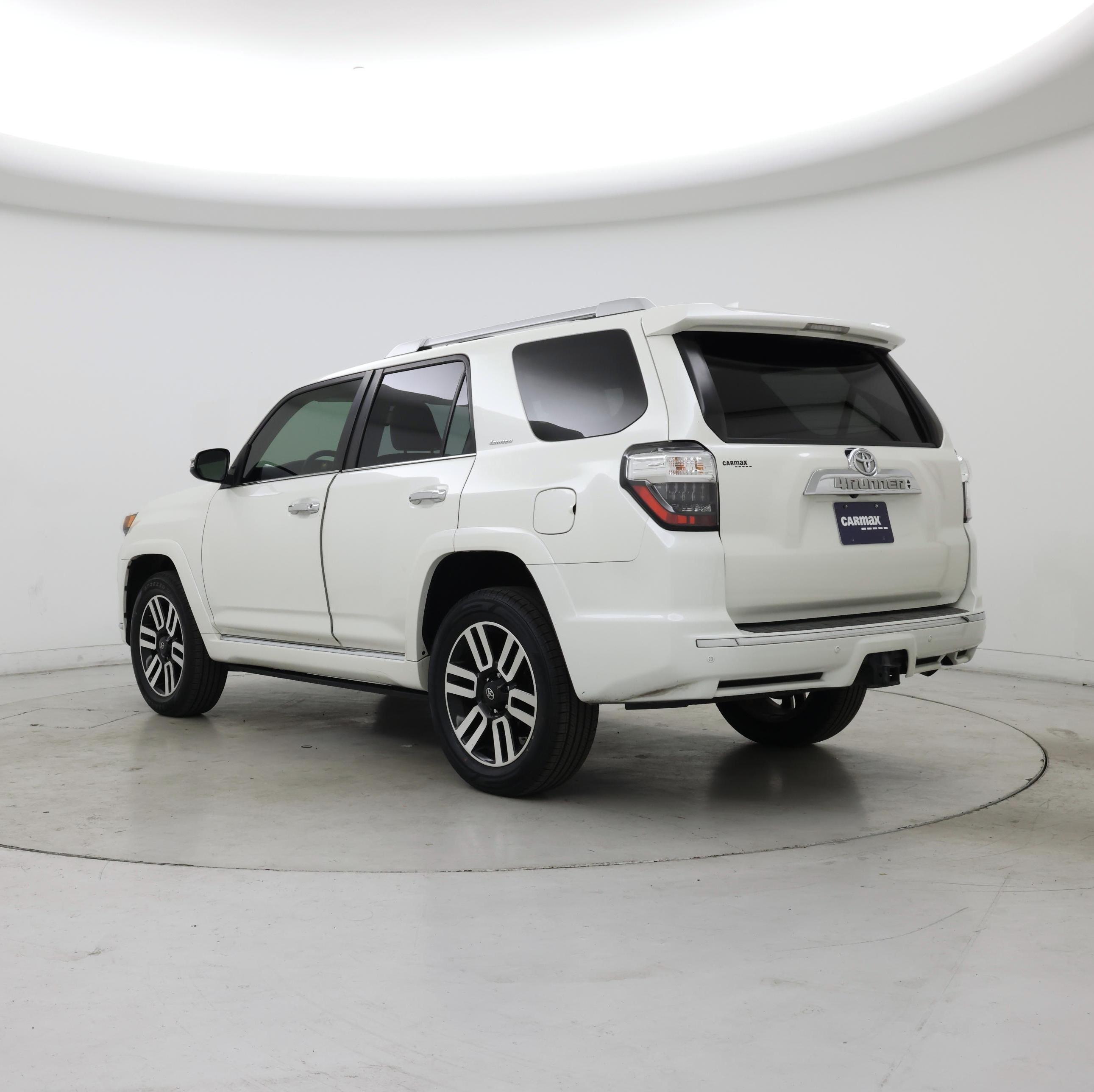 Thumbnail: 2017 Toyota 4Runner - 2