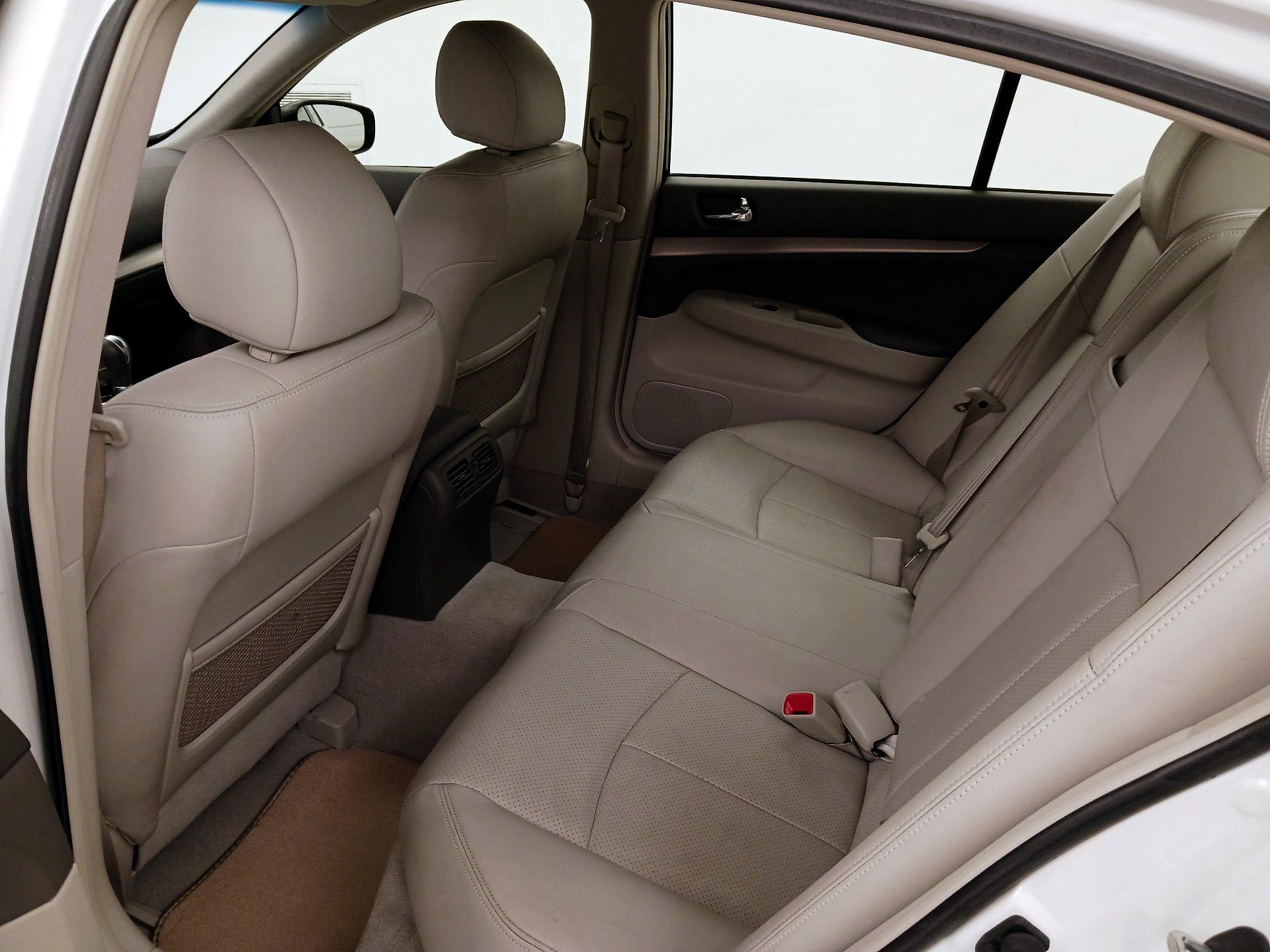 Thumbnail: 2015 INFINITI  - 20