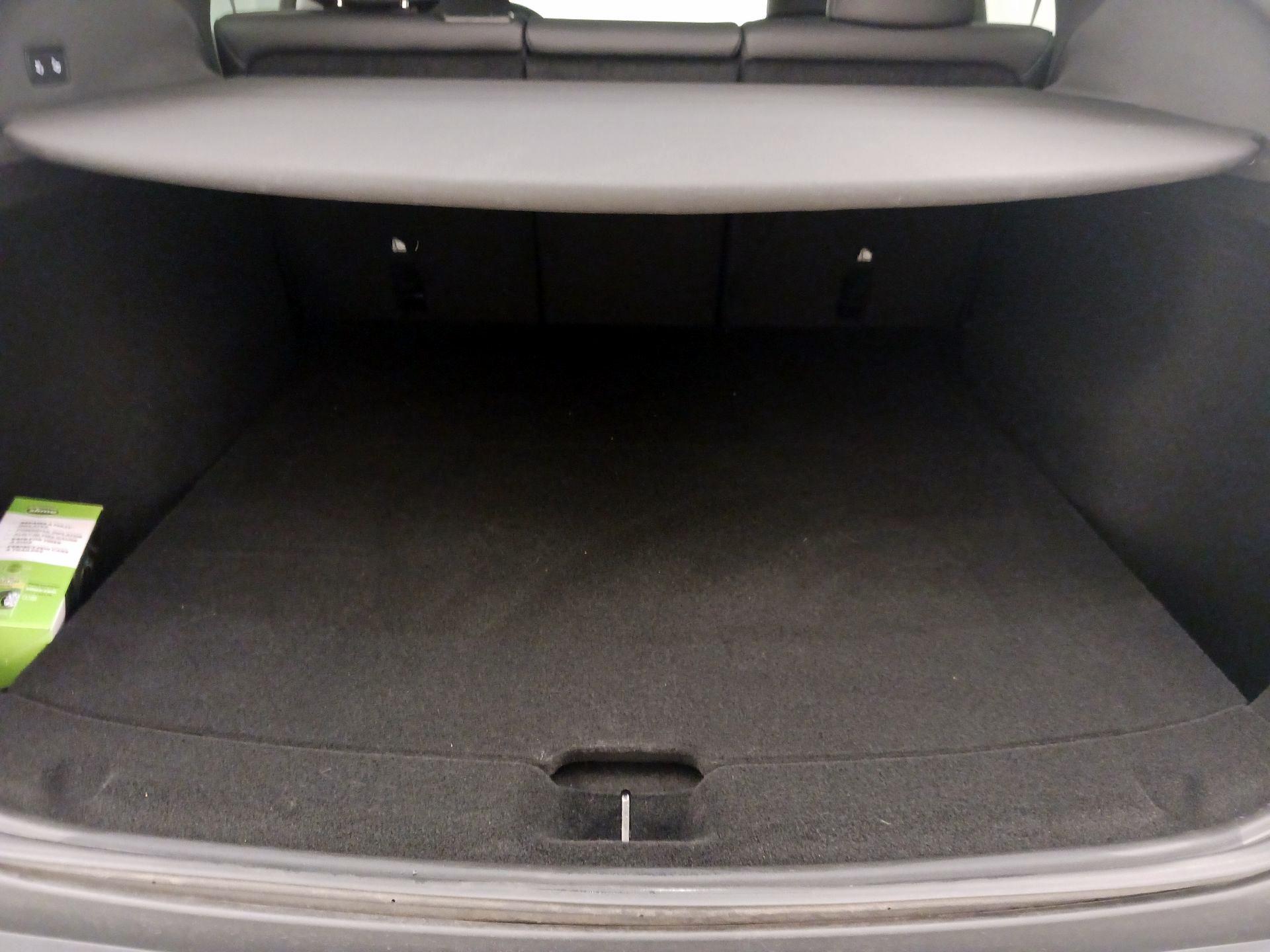 Thumbnail: 2026 Tesla Model Y - 18