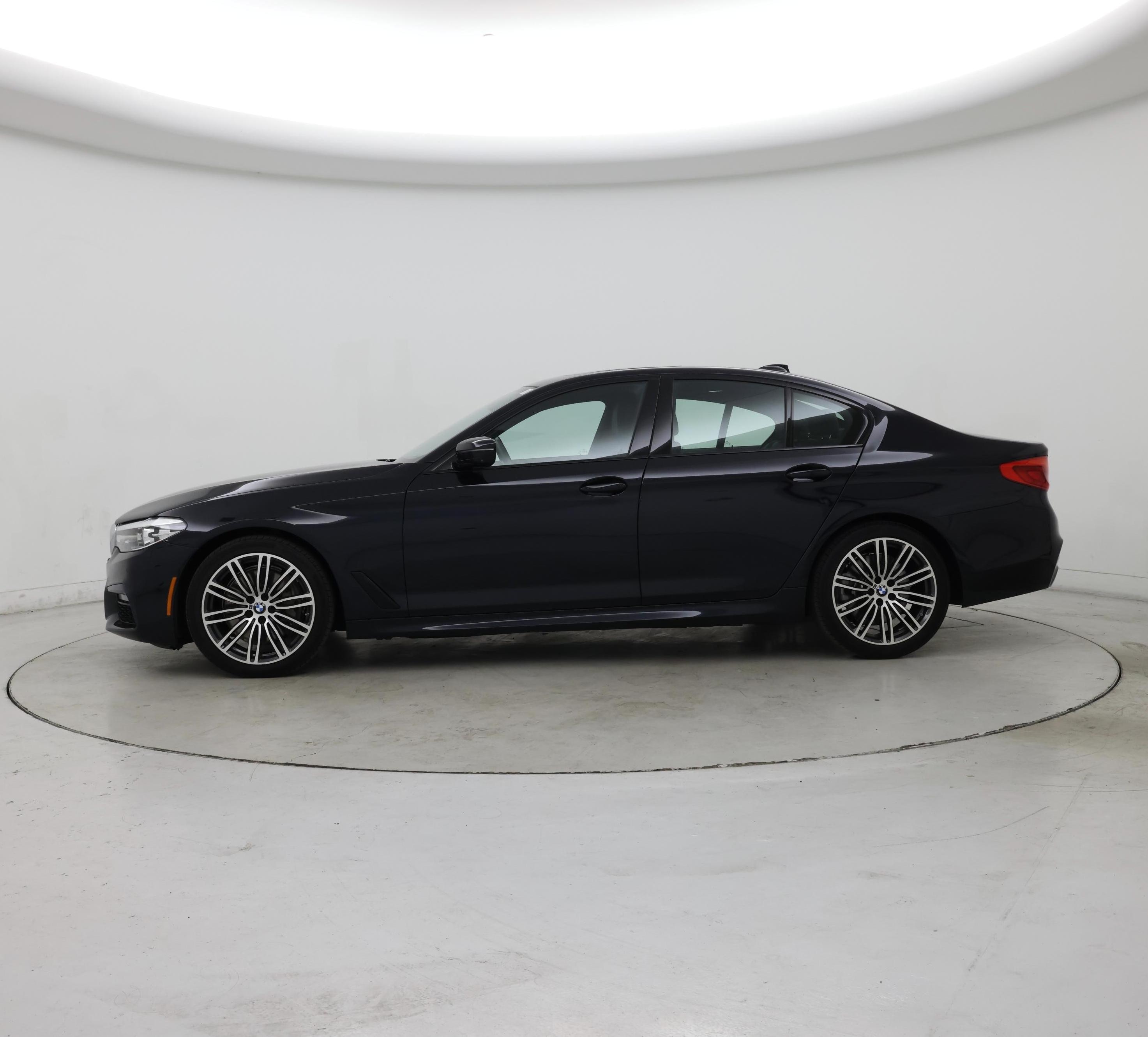 Thumbnail: 2020 BMW 5 Series - 3