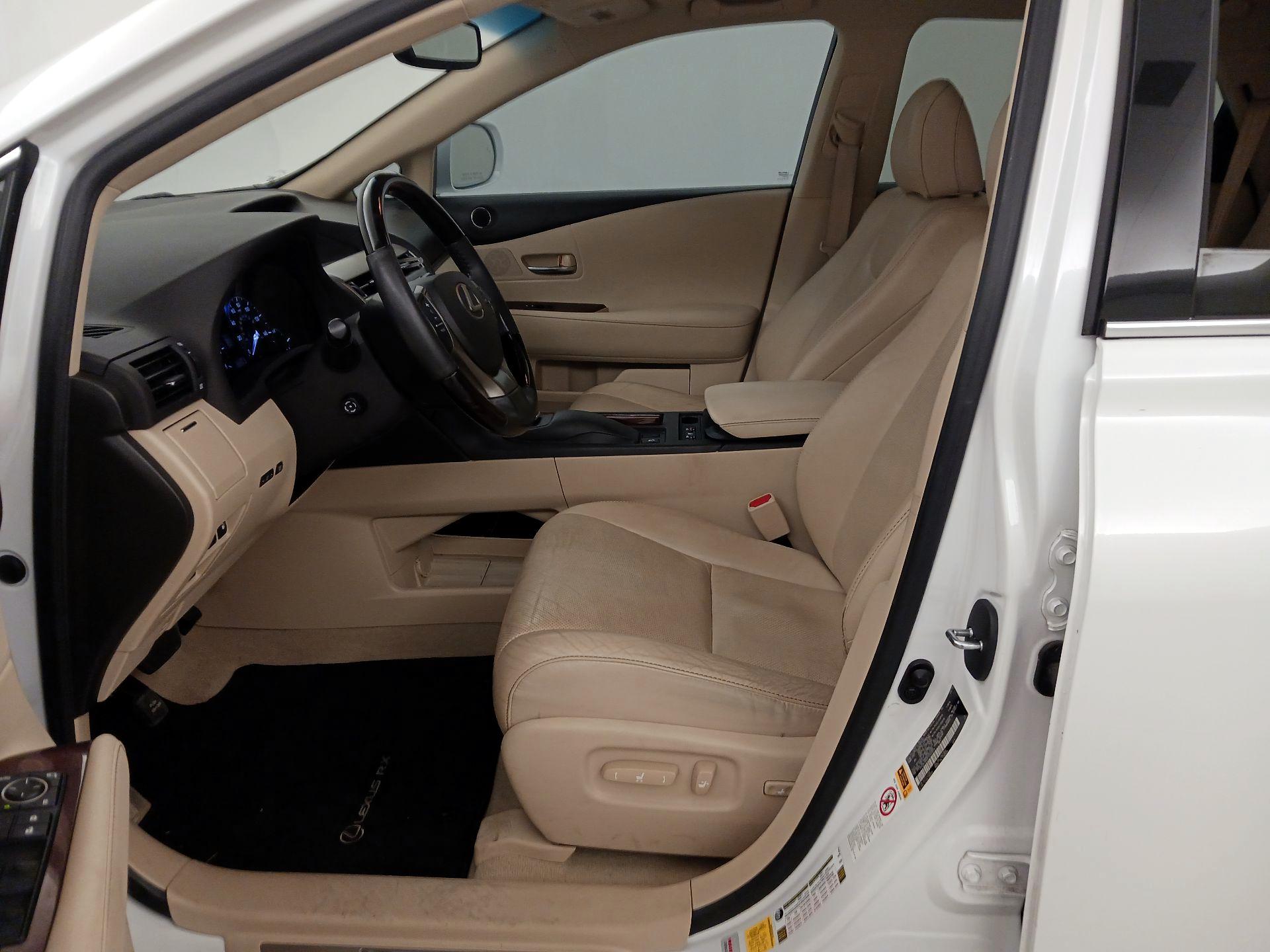 Thumbnail: 2015 Lexus RX - 11