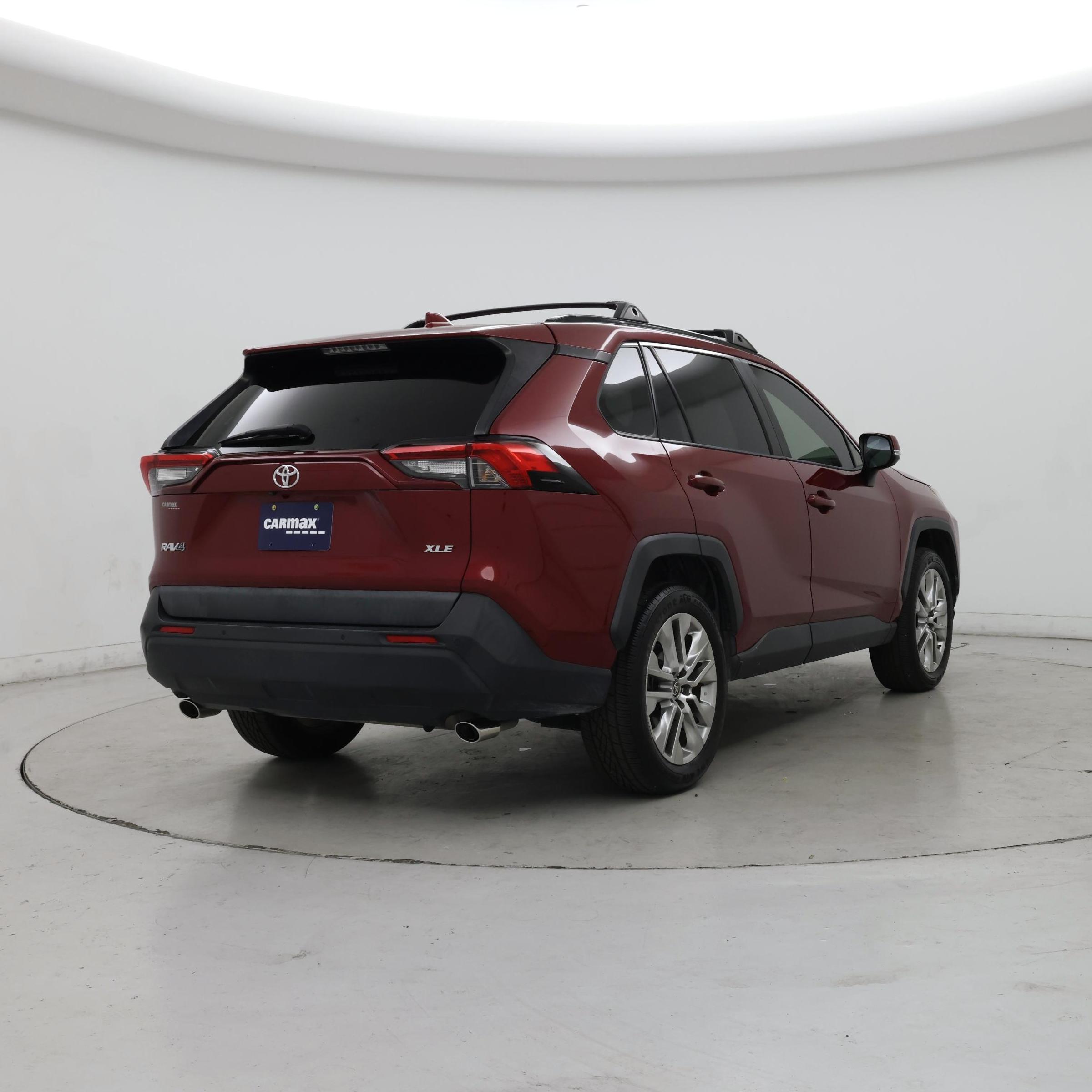Thumbnail: 2019 Toyota RAV4 - 8