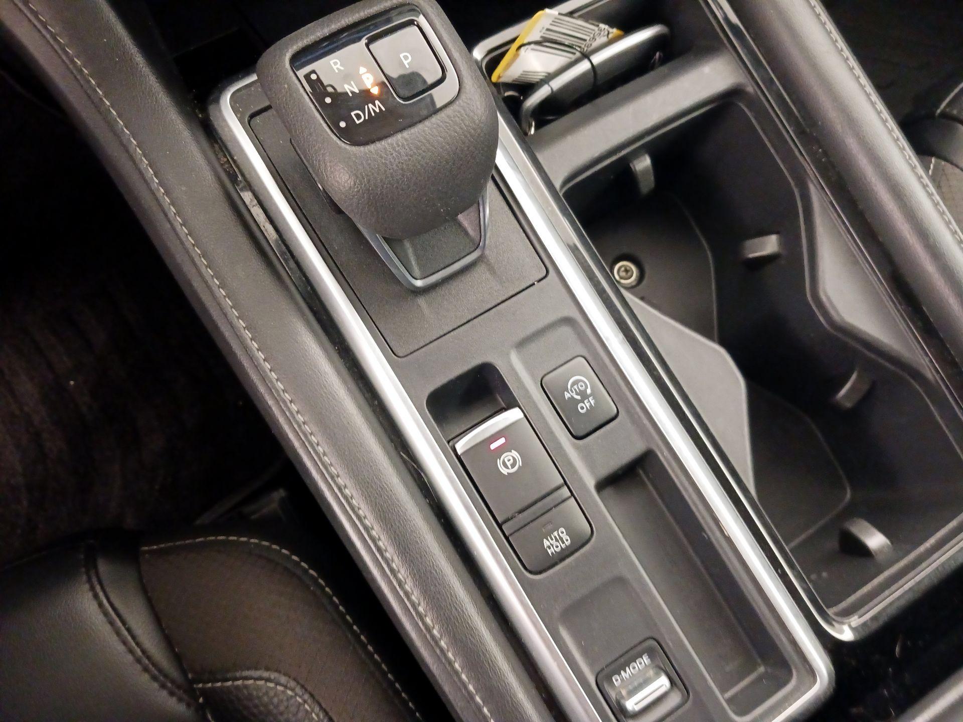 Thumbnail: 2023 Nissan Pathfinder - 18