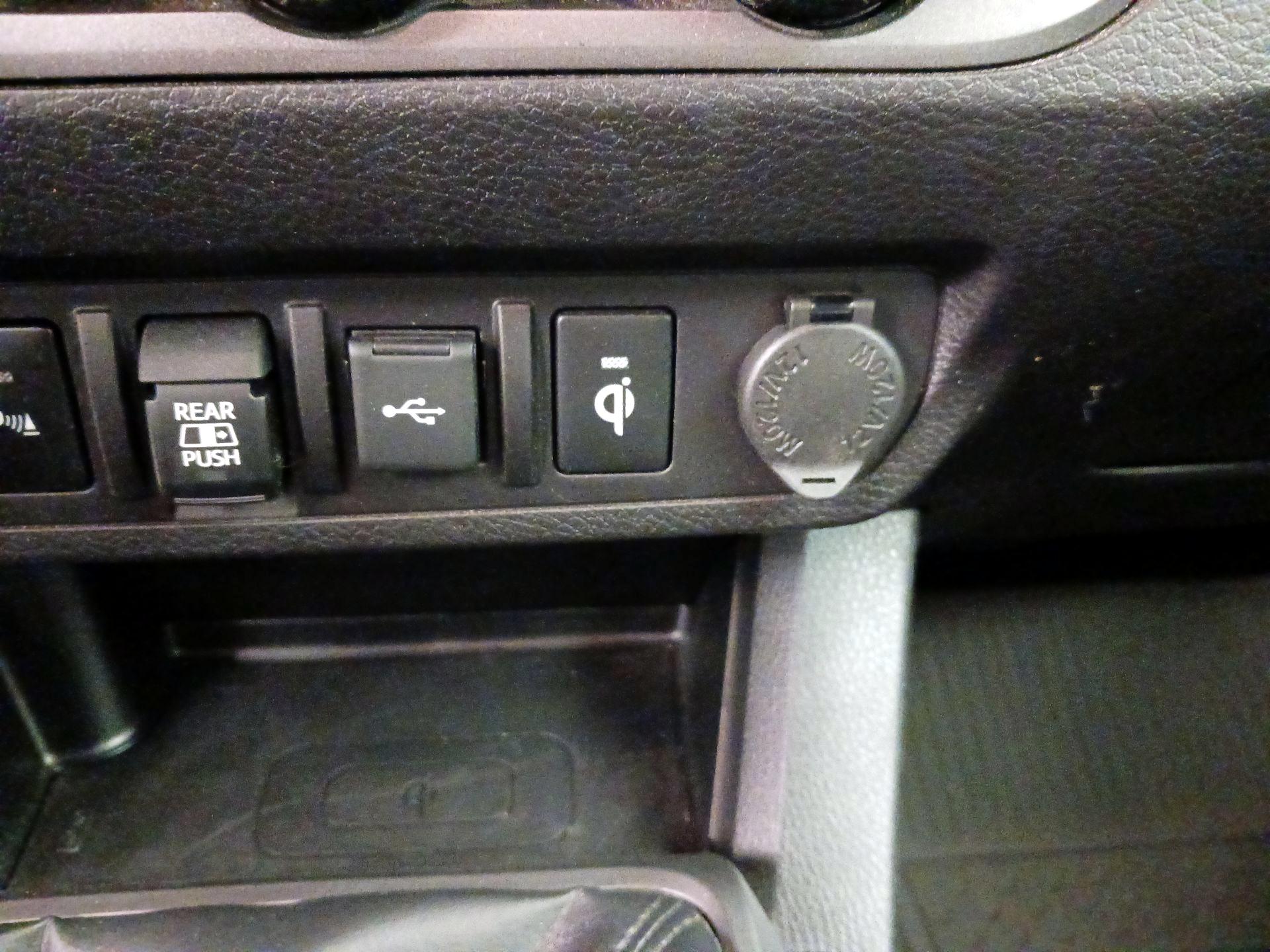 Thumbnail: 2022 Toyota Tacoma - 18