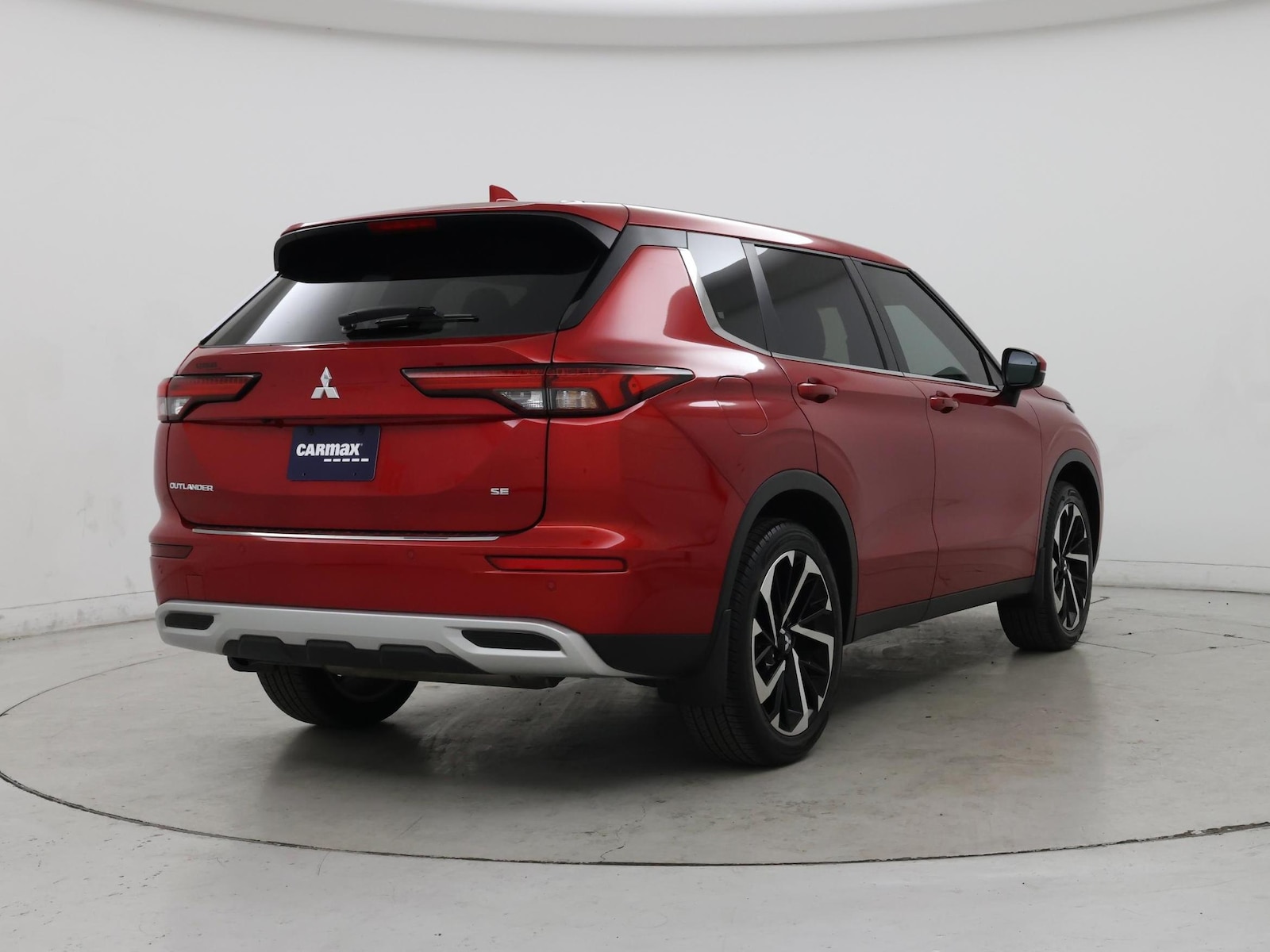 2024 Mitsubishi Outlander SE - Photo 9