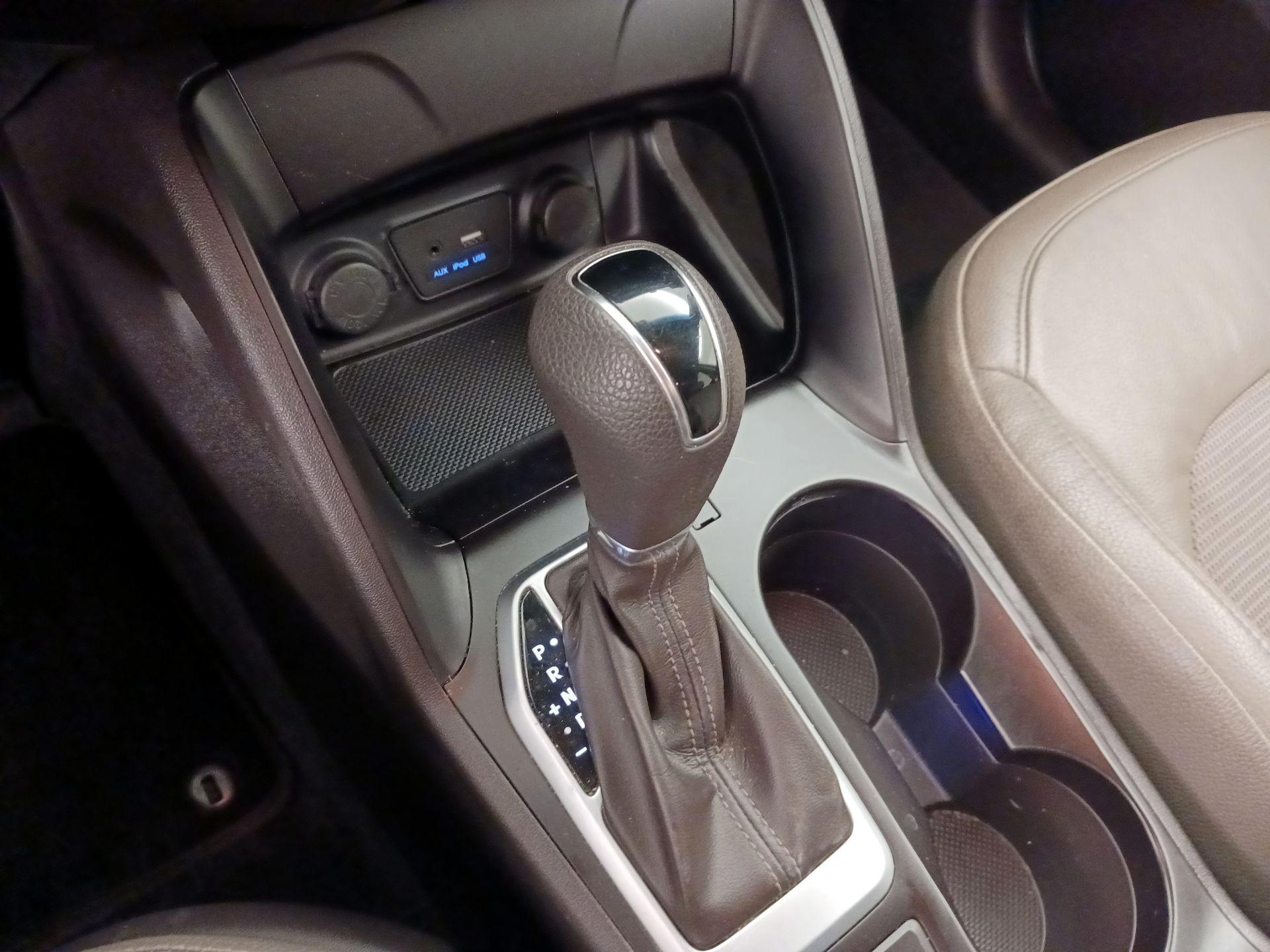Thumbnail: 2015 Hyundai Tucson - 17