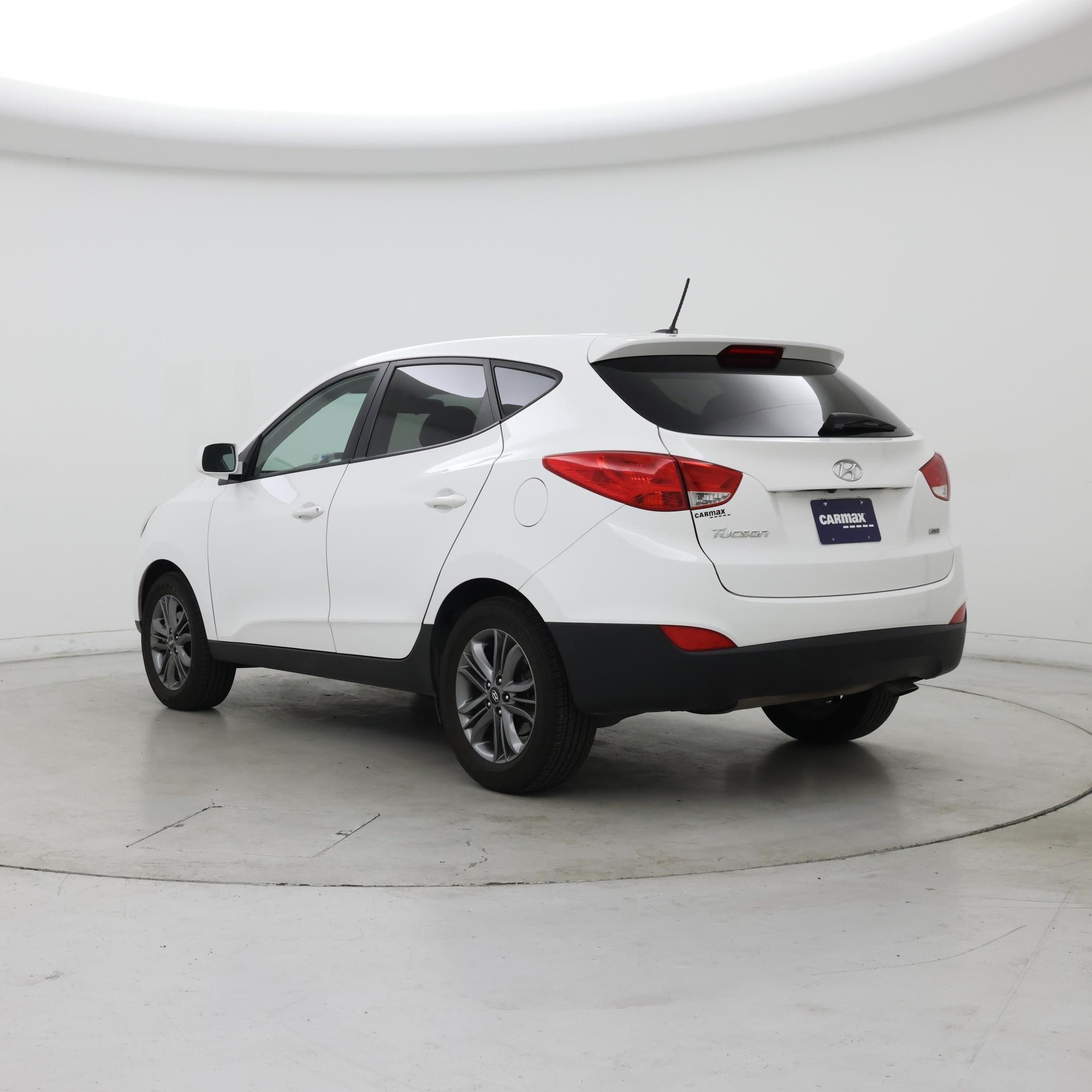 Thumbnail: 2015 Hyundai Tucson - 2