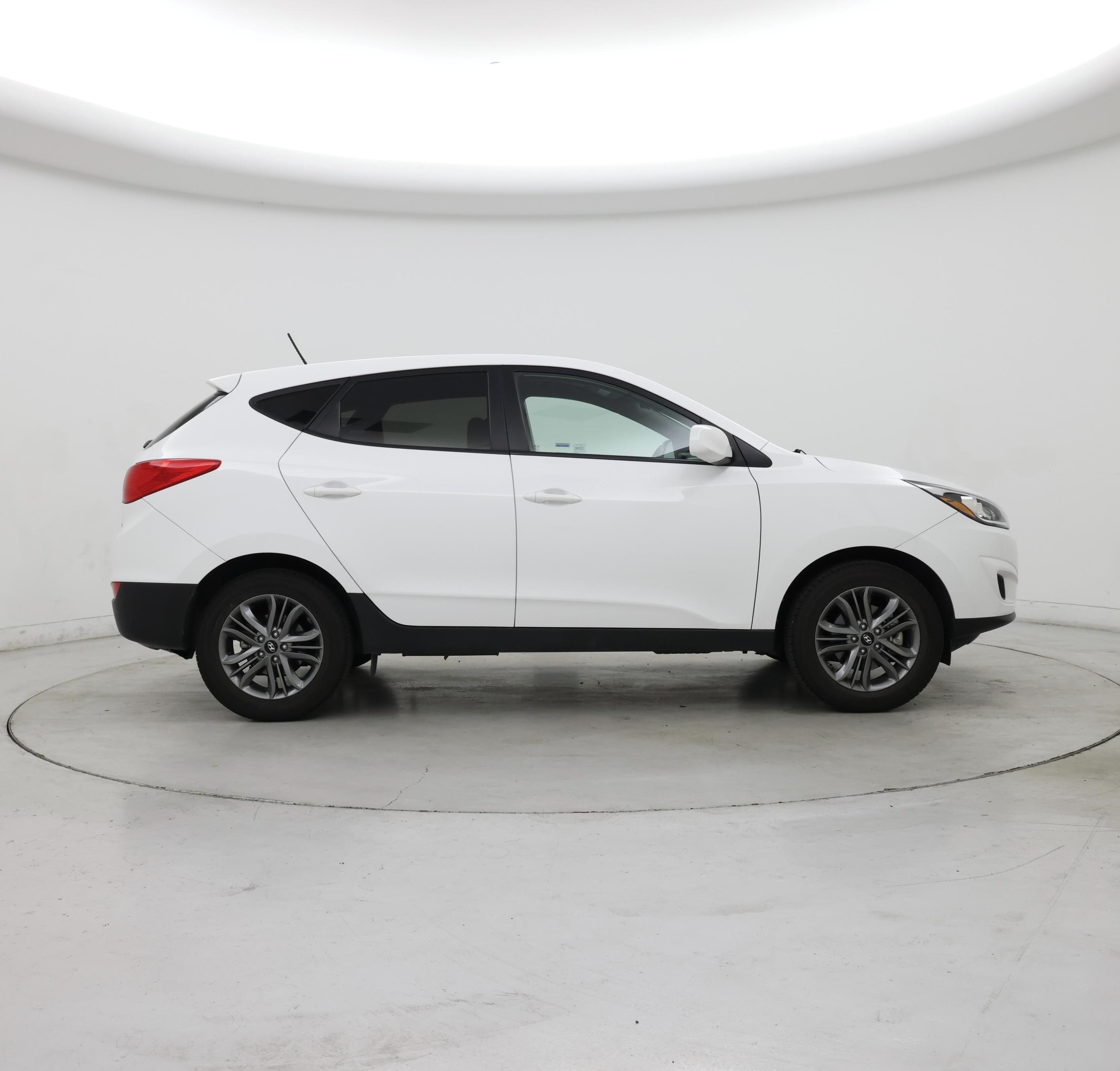 Thumbnail: 2015 Hyundai Tucson - 7
