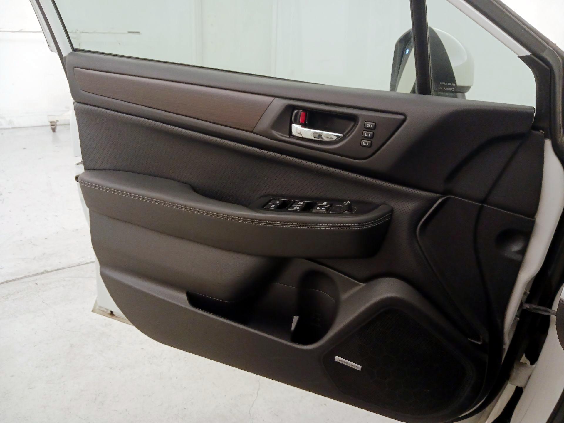 Thumbnail: 2016 Subaru Legacy - 12