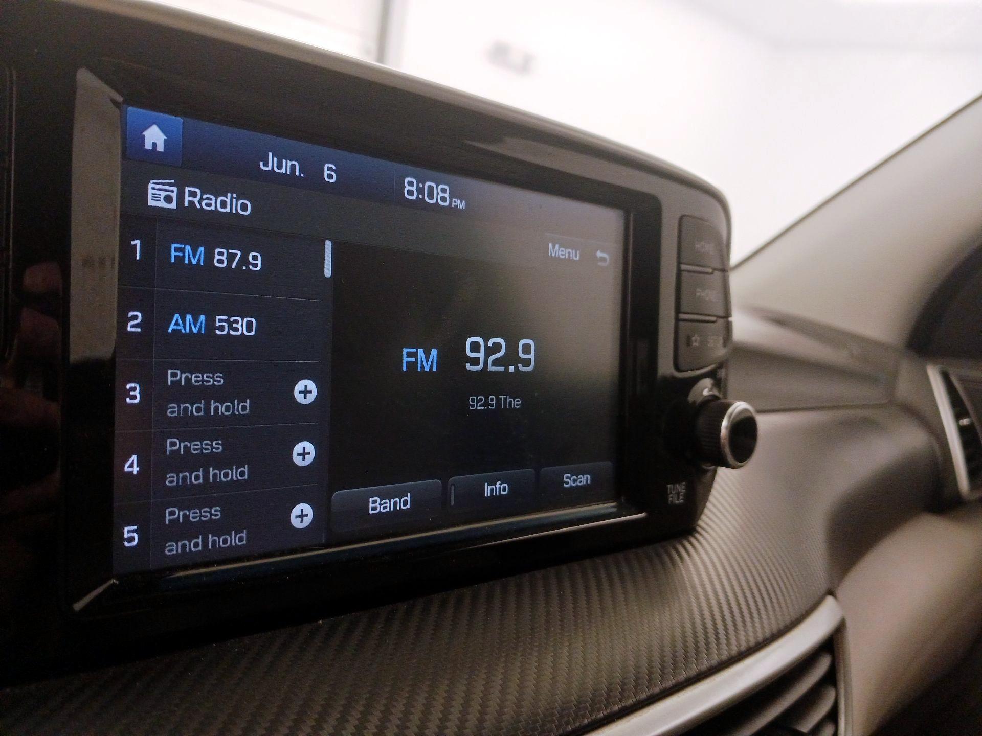 Thumbnail: 2019 Hyundai Tucson - 15