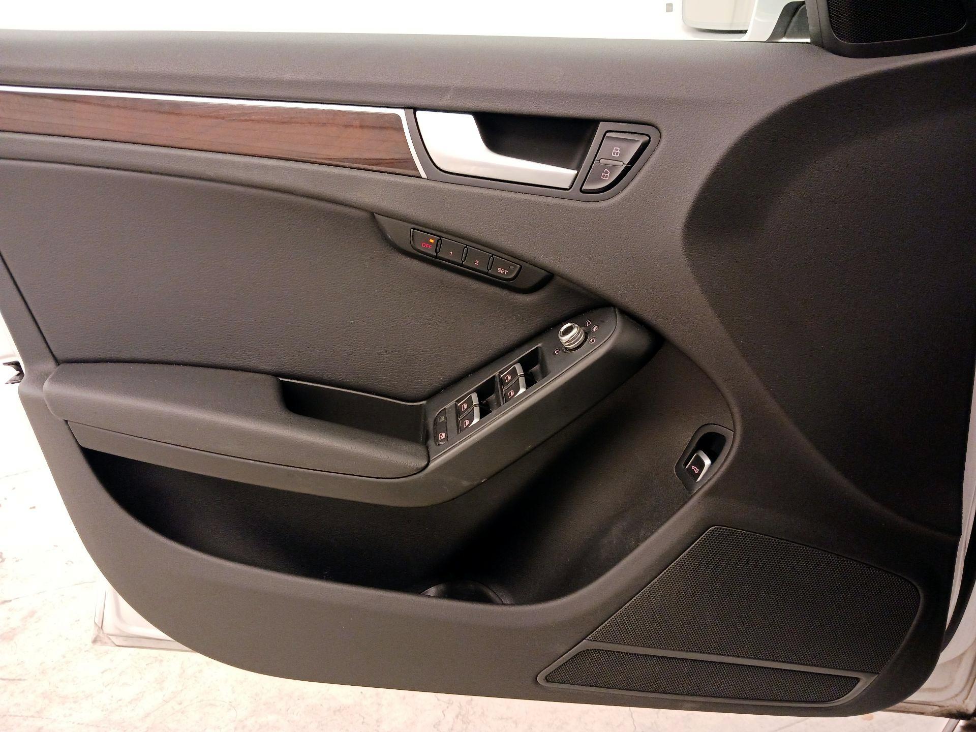 Thumbnail: 2015 Audi Allroad - 12