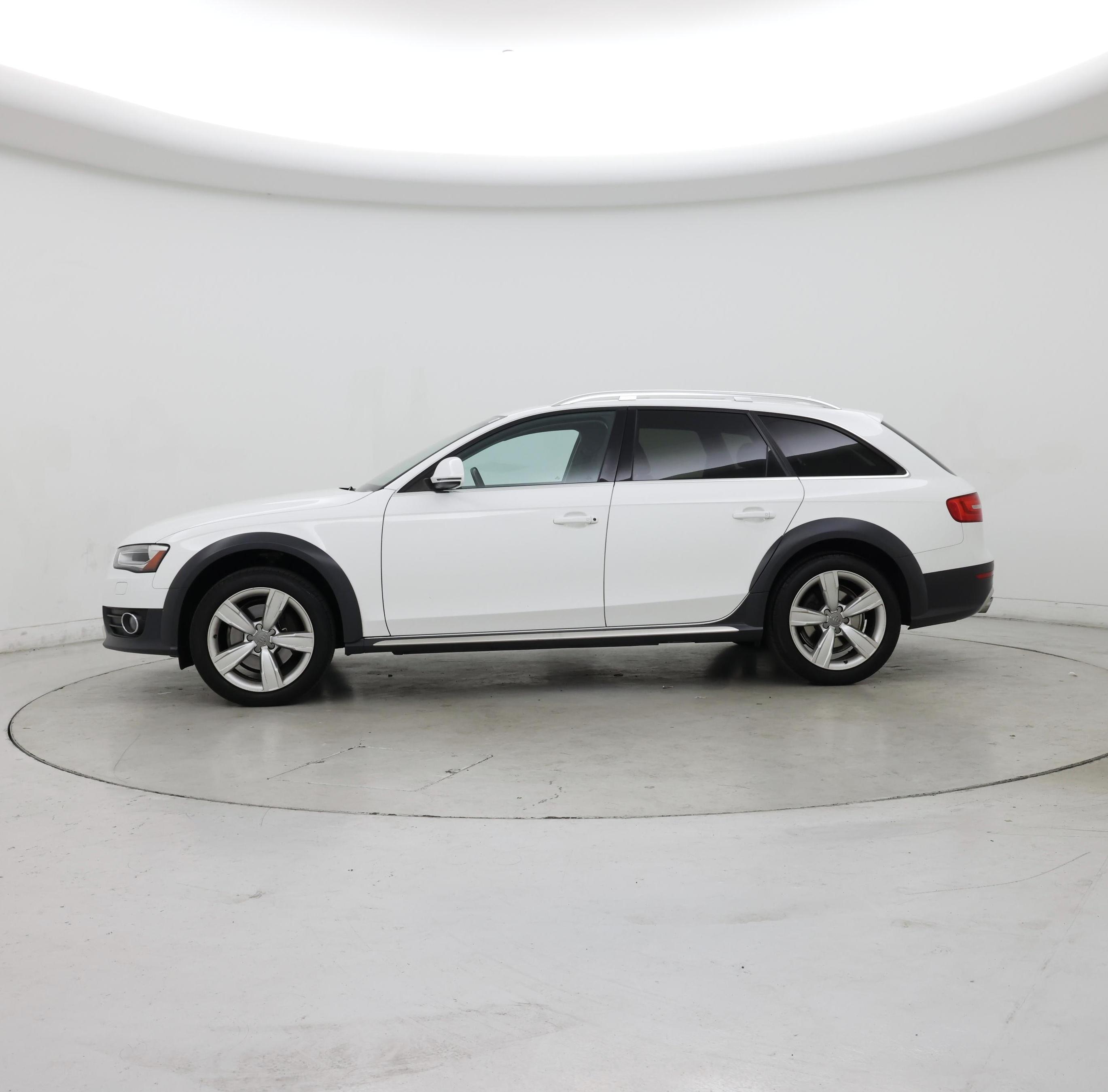 Thumbnail: 2015 Audi Allroad - 3