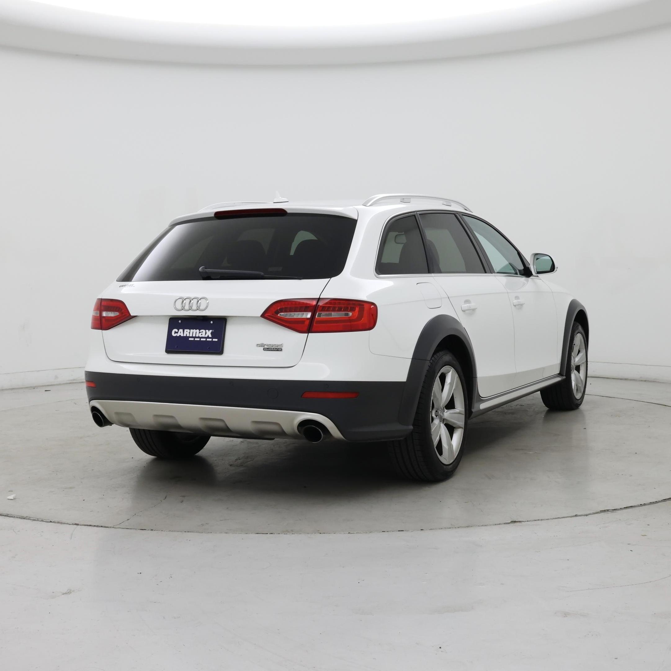 Thumbnail: 2015 Audi Allroad - 8