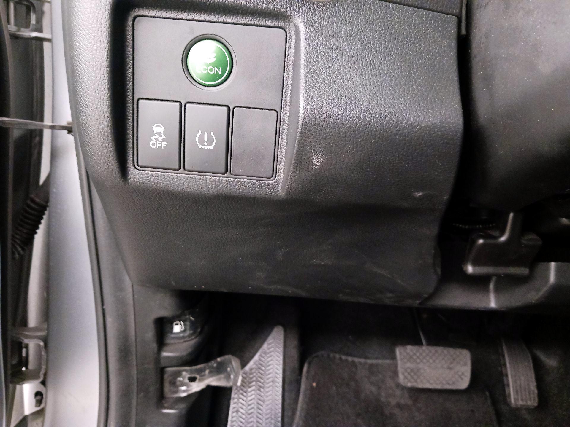 Thumbnail: 2018 Honda HR-V - 13