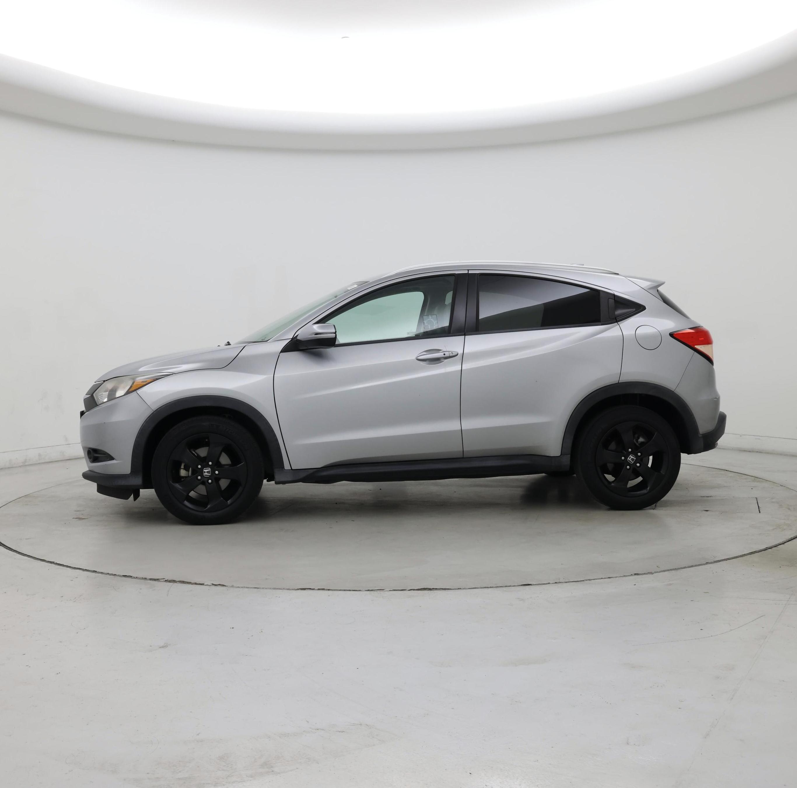 Thumbnail: 2018 Honda HR-V - 3