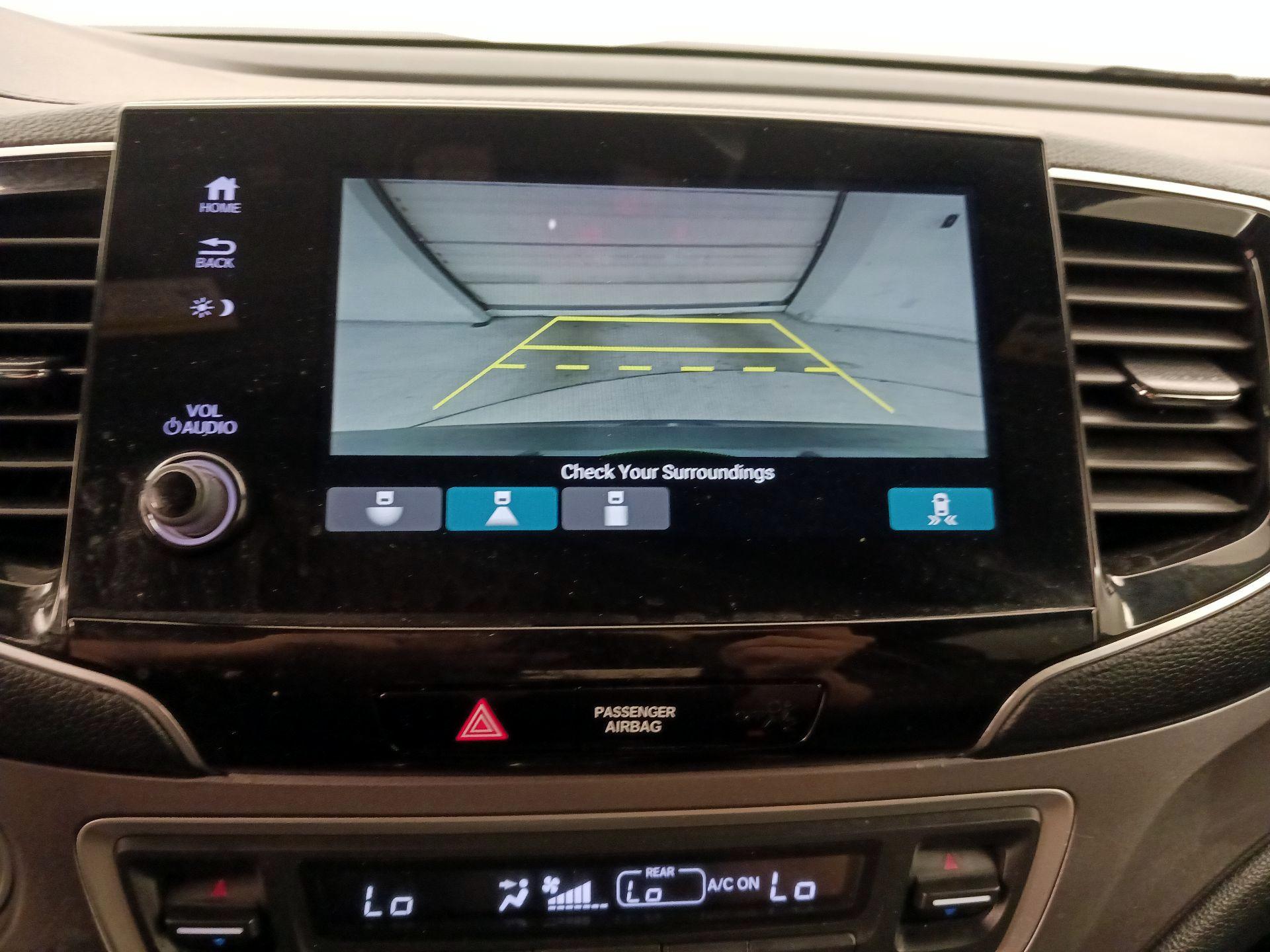 Thumbnail: 2019 Honda Passport - 14