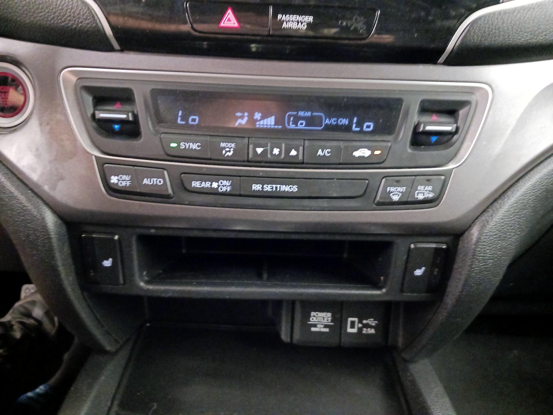 Thumbnail: 2019 Honda Passport - 16