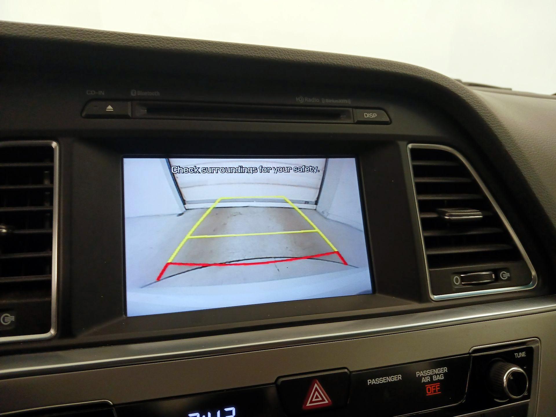Thumbnail: 2016 Hyundai Sonata - 14