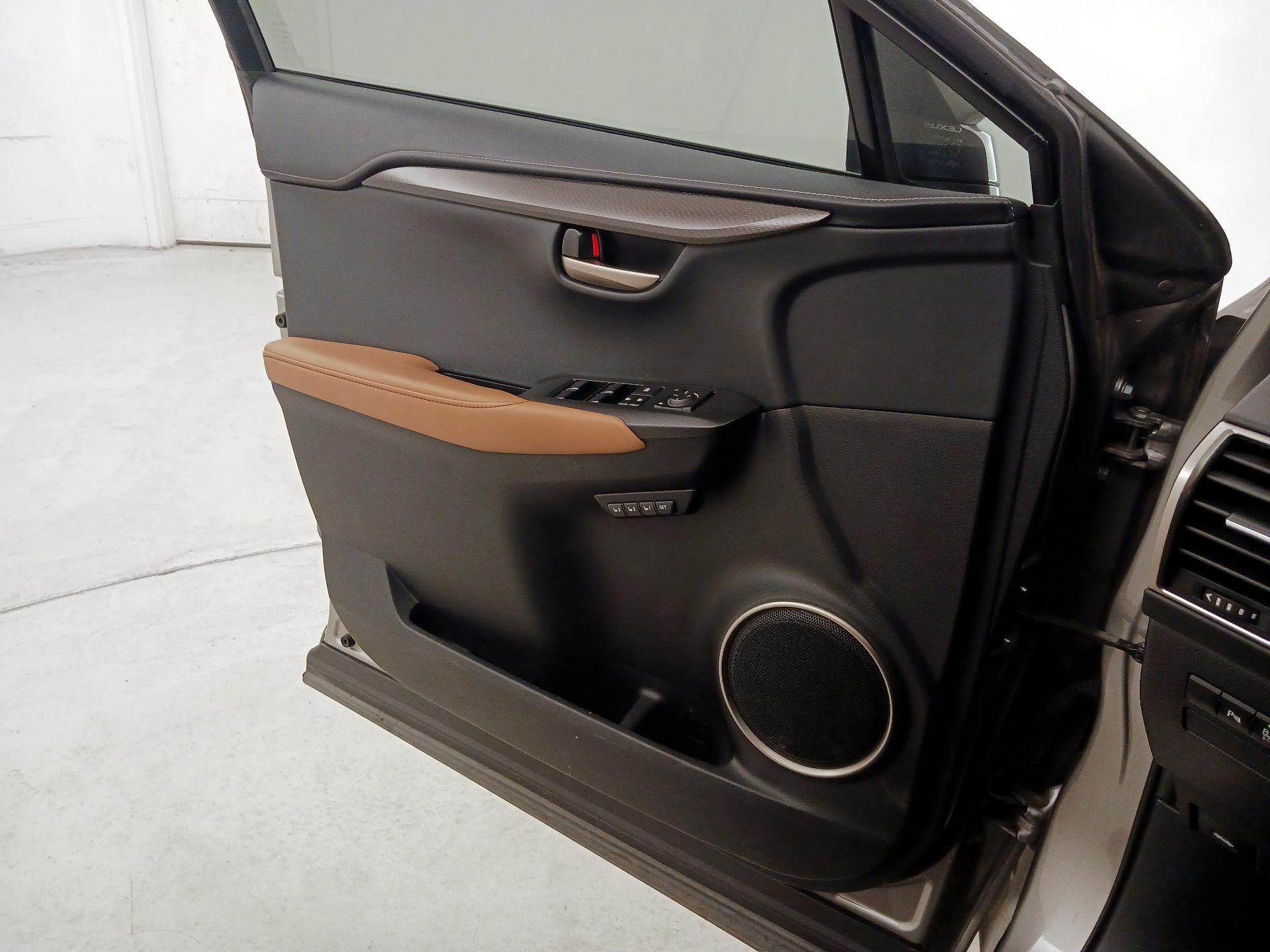 Thumbnail: 2016 Lexus NX - 12