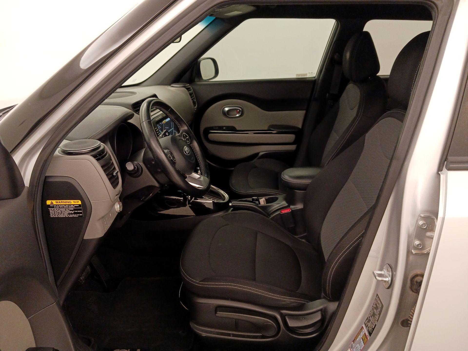 Thumbnail: 2018 Kia Soul - 11