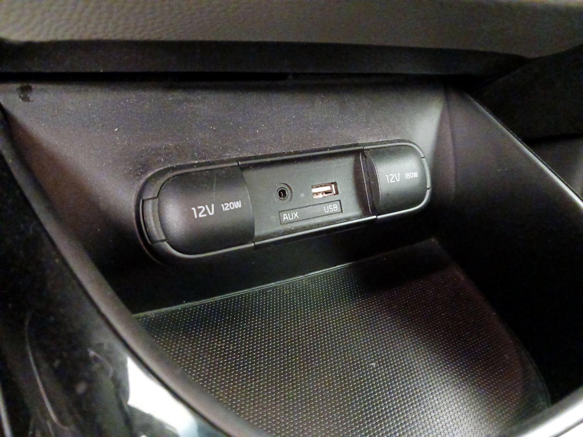 Thumbnail: 2018 Kia Soul - 19