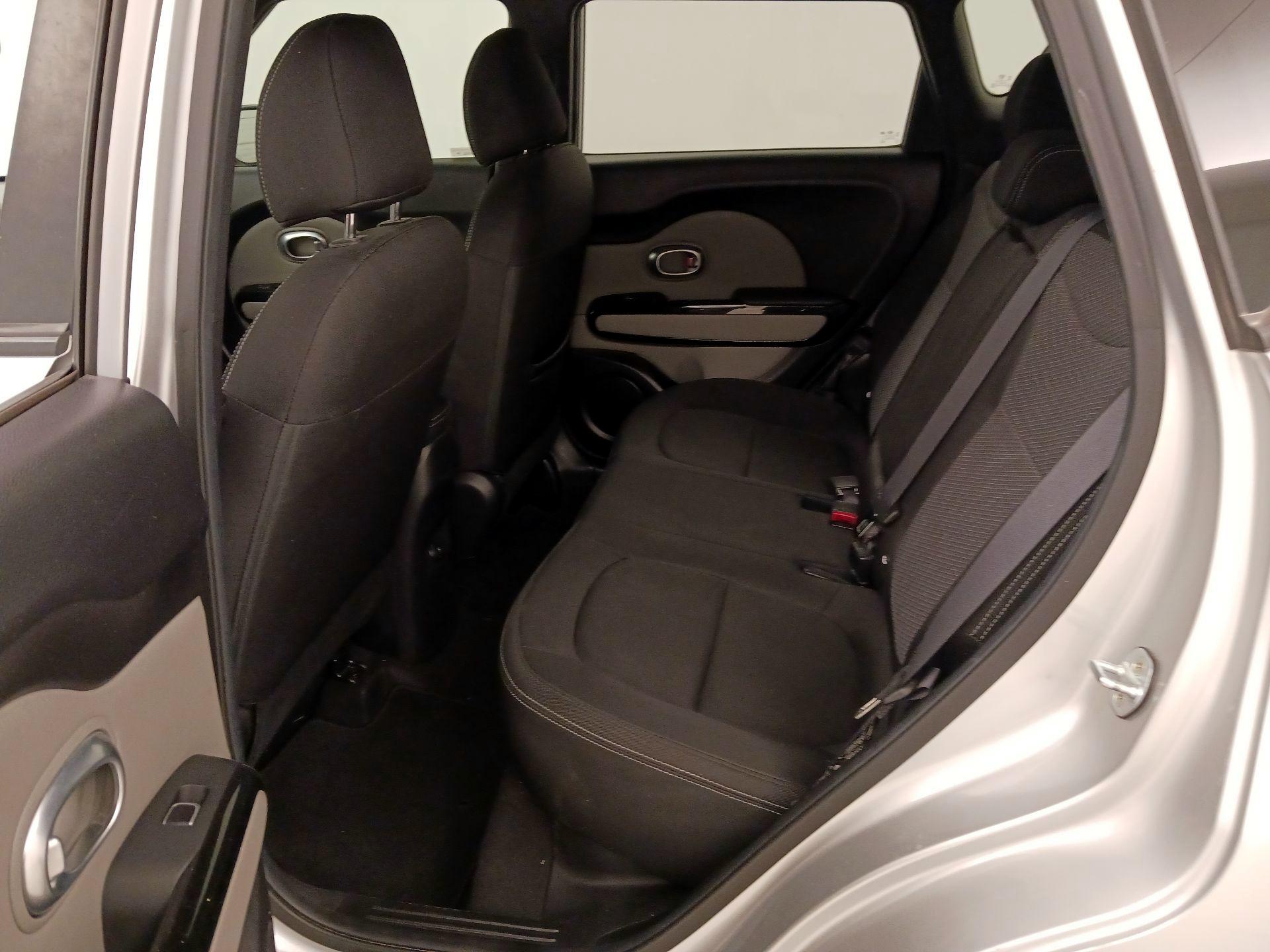Thumbnail: 2018 Kia Soul - 20