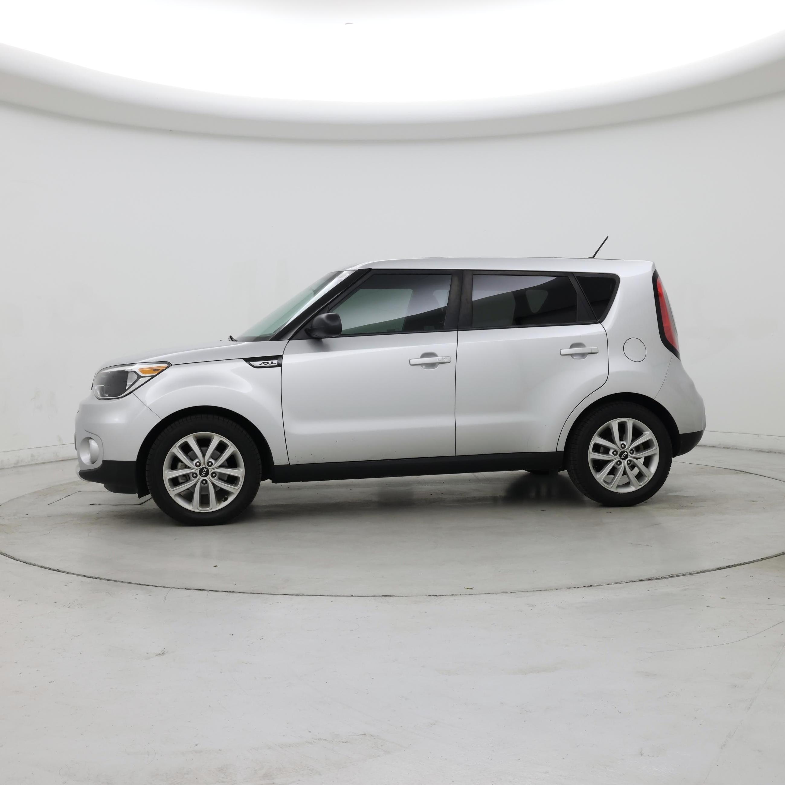 Thumbnail: 2018 Kia Soul - 3