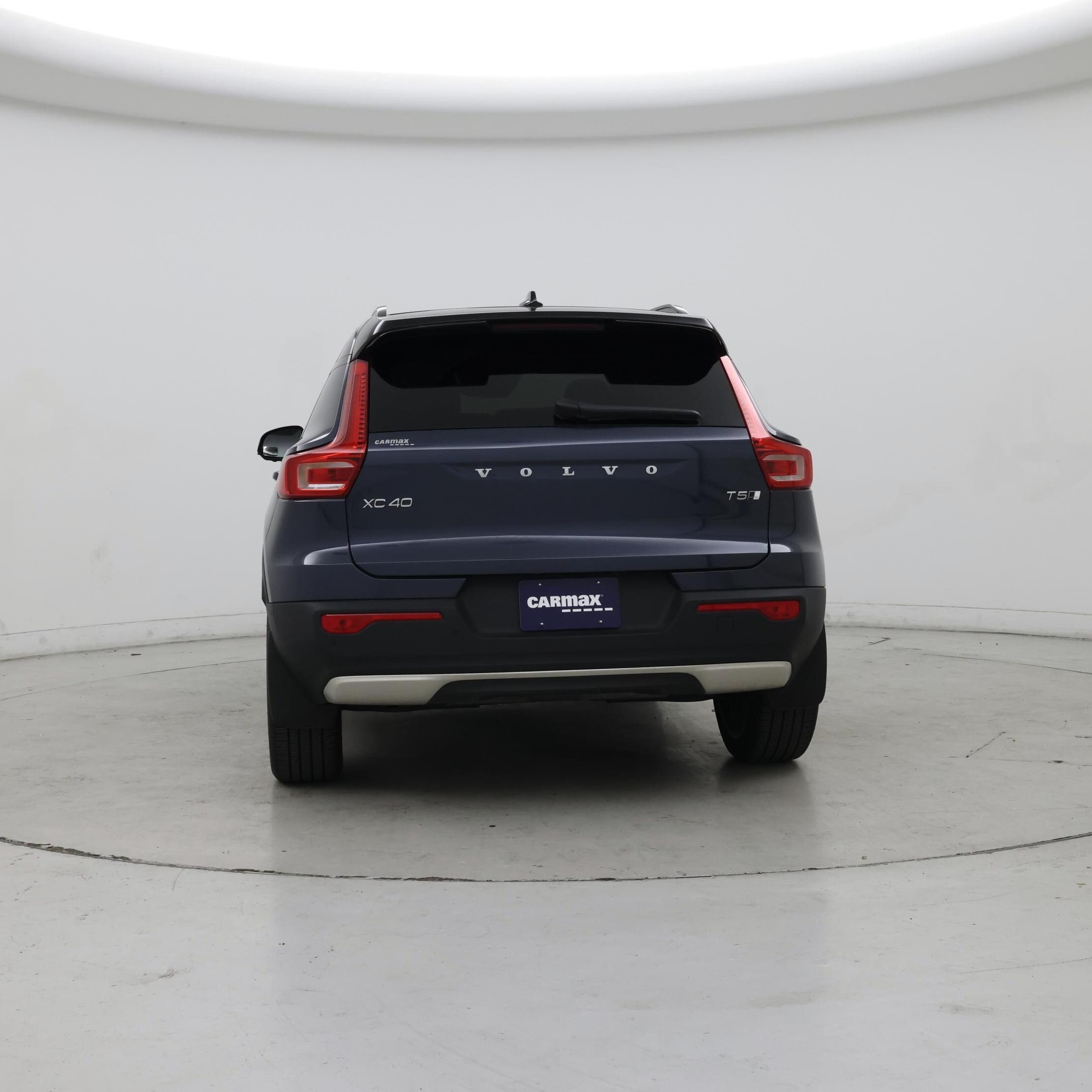 Thumbnail: 2022 Volvo XC40 - 6