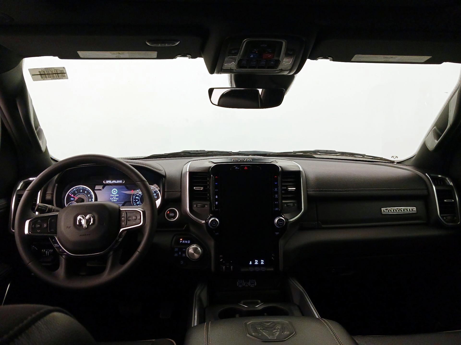 Thumbnail: 2025 RAM 1500 - 9