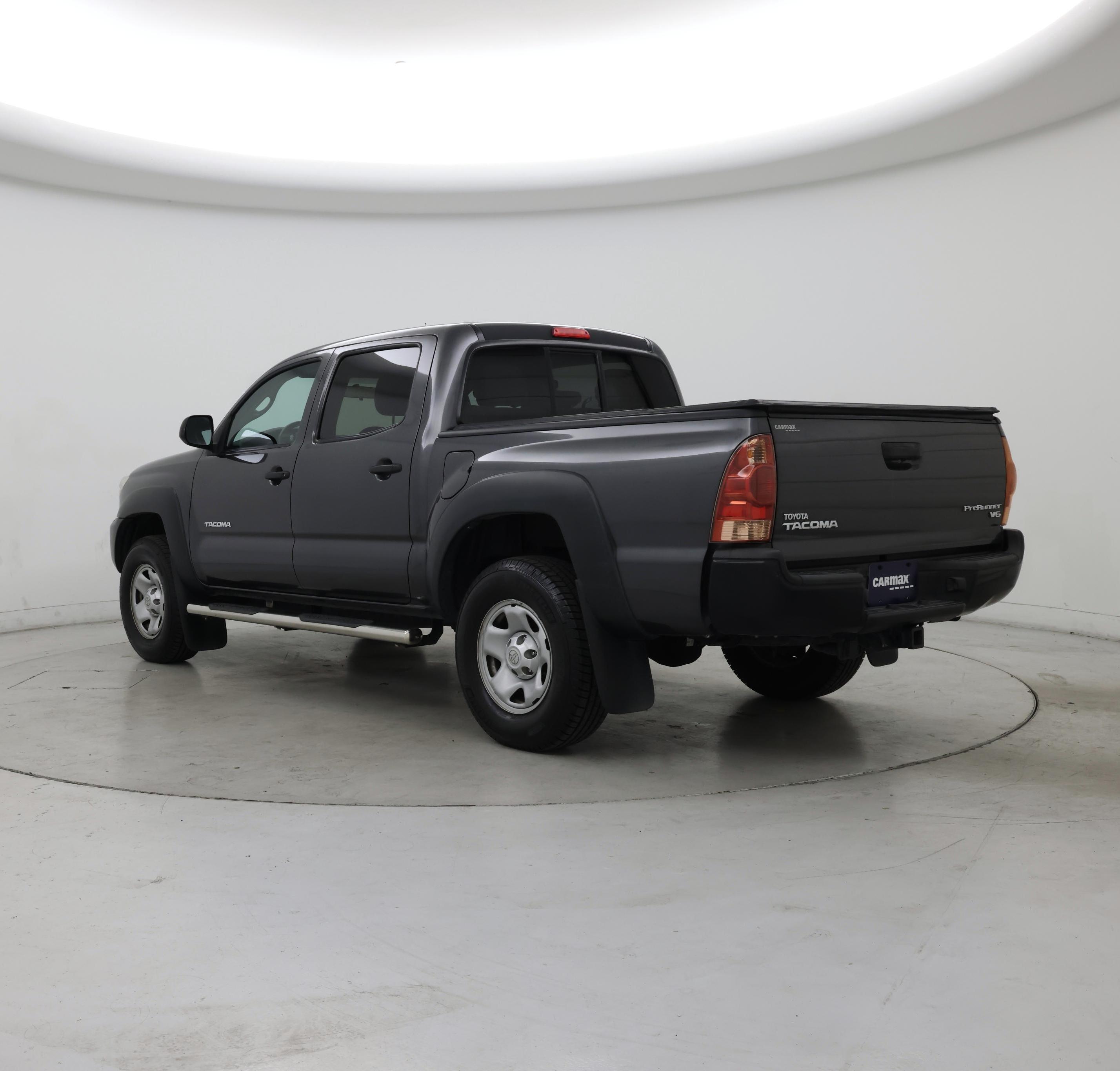 Thumbnail: 2015 Toyota Tacoma - 2