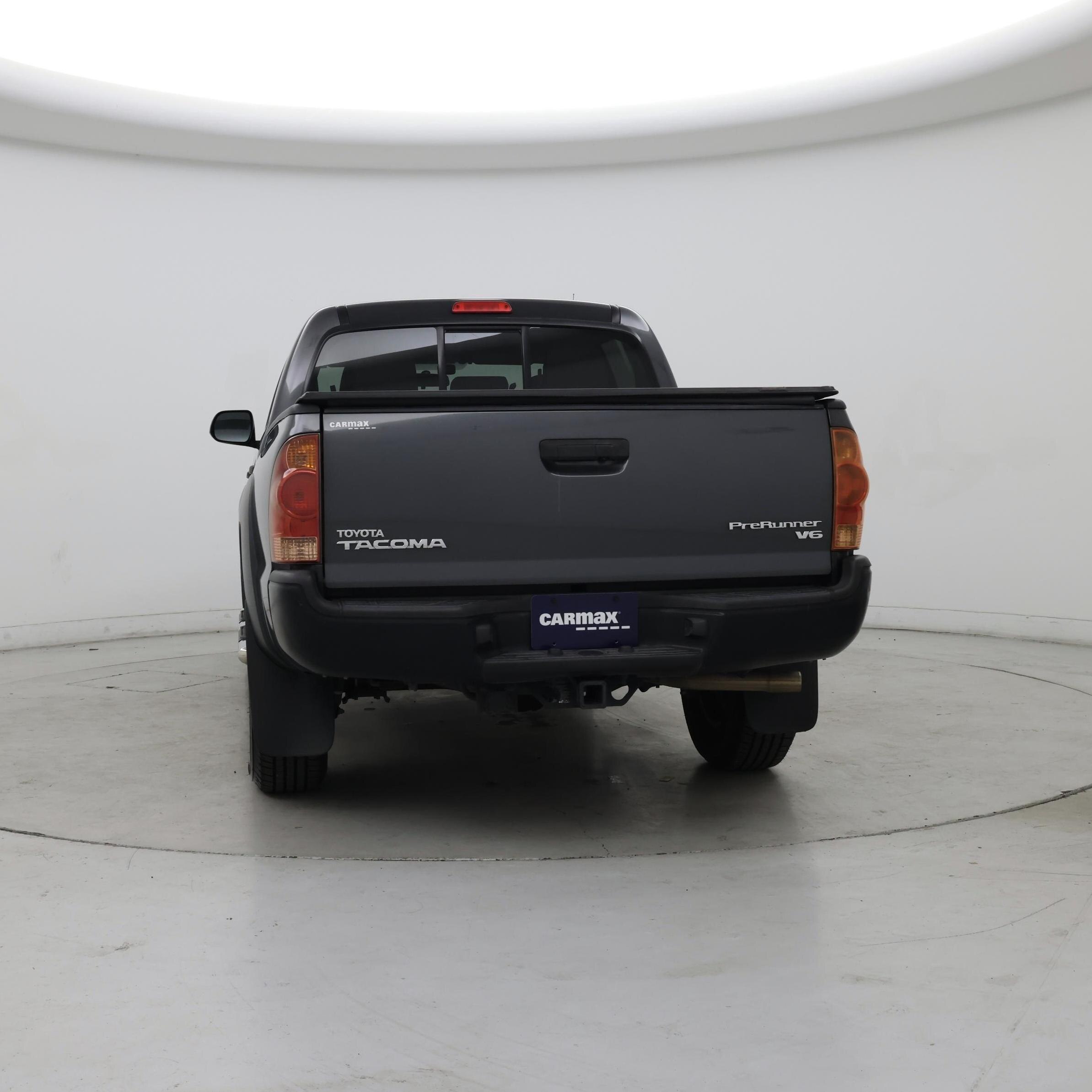 Thumbnail: 2015 Toyota Tacoma - 6